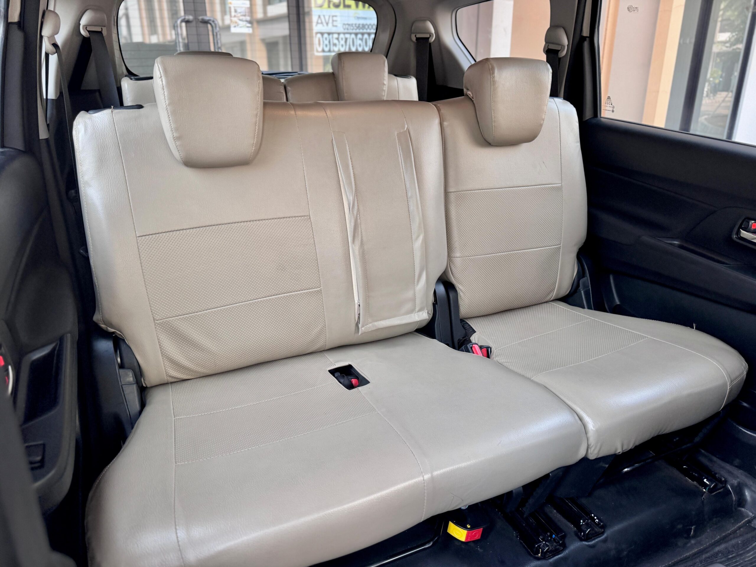 XL7 ALPHA HYBRID AT SANDKHAKI 2023 - Gambar 14