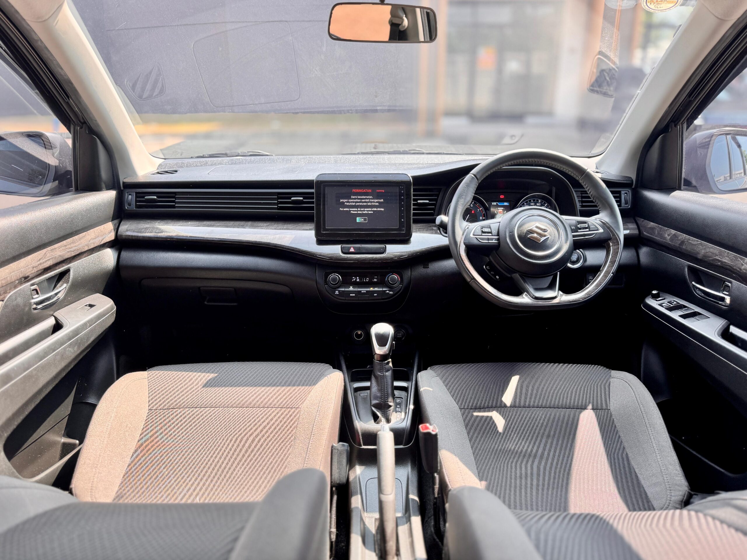 ERTIGA GX HYBRID AT ABU 2022 - Gambar 10