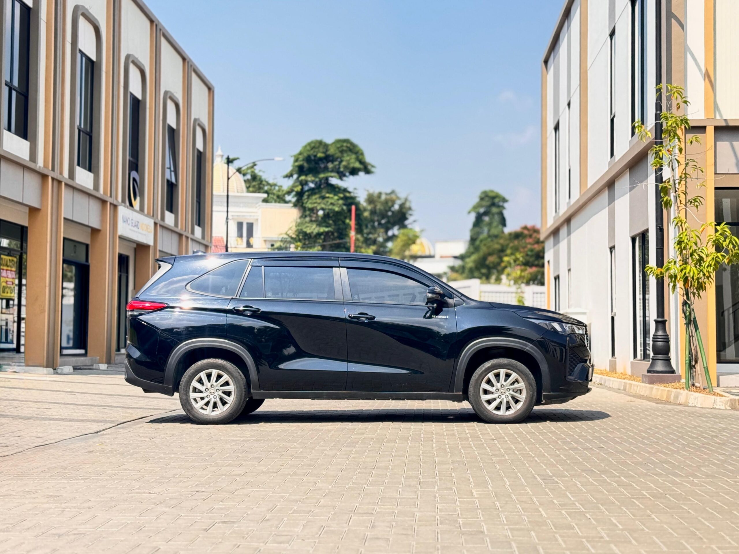 INNOVA ZENIX 2.0 G HV CVT HITAM 2024 - Gambar 8