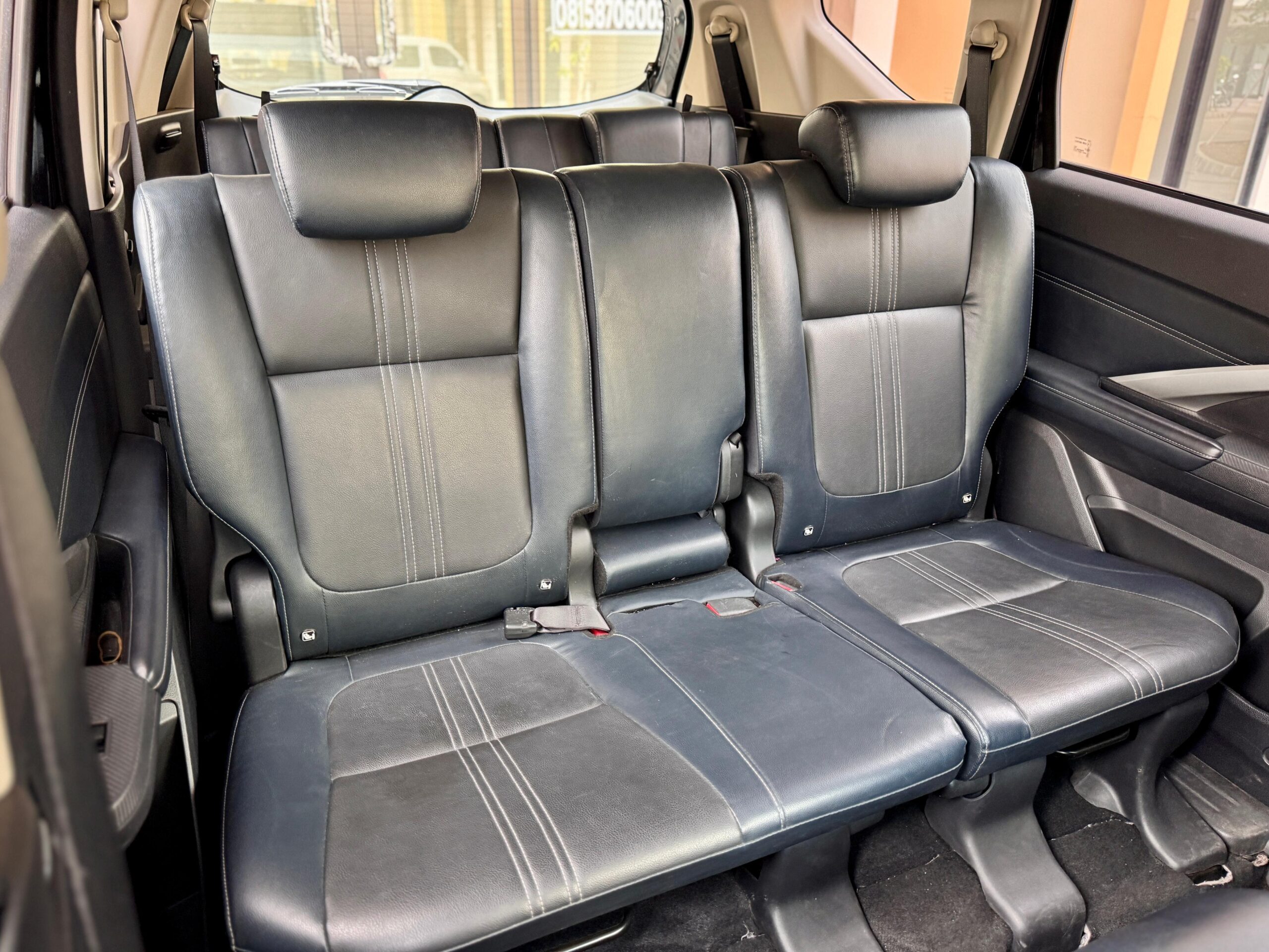 XPANDER CROSS PREMIUM CVT HITAM 2022 - Gambar 15