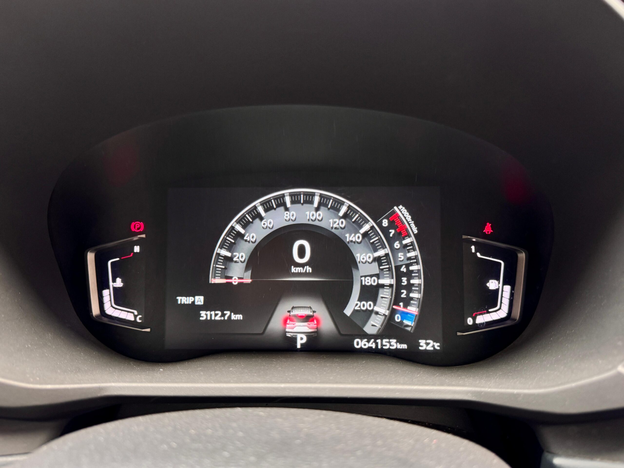 XPANDER CROSS PREMIUM CVT HITAM 2022 - Gambar 9