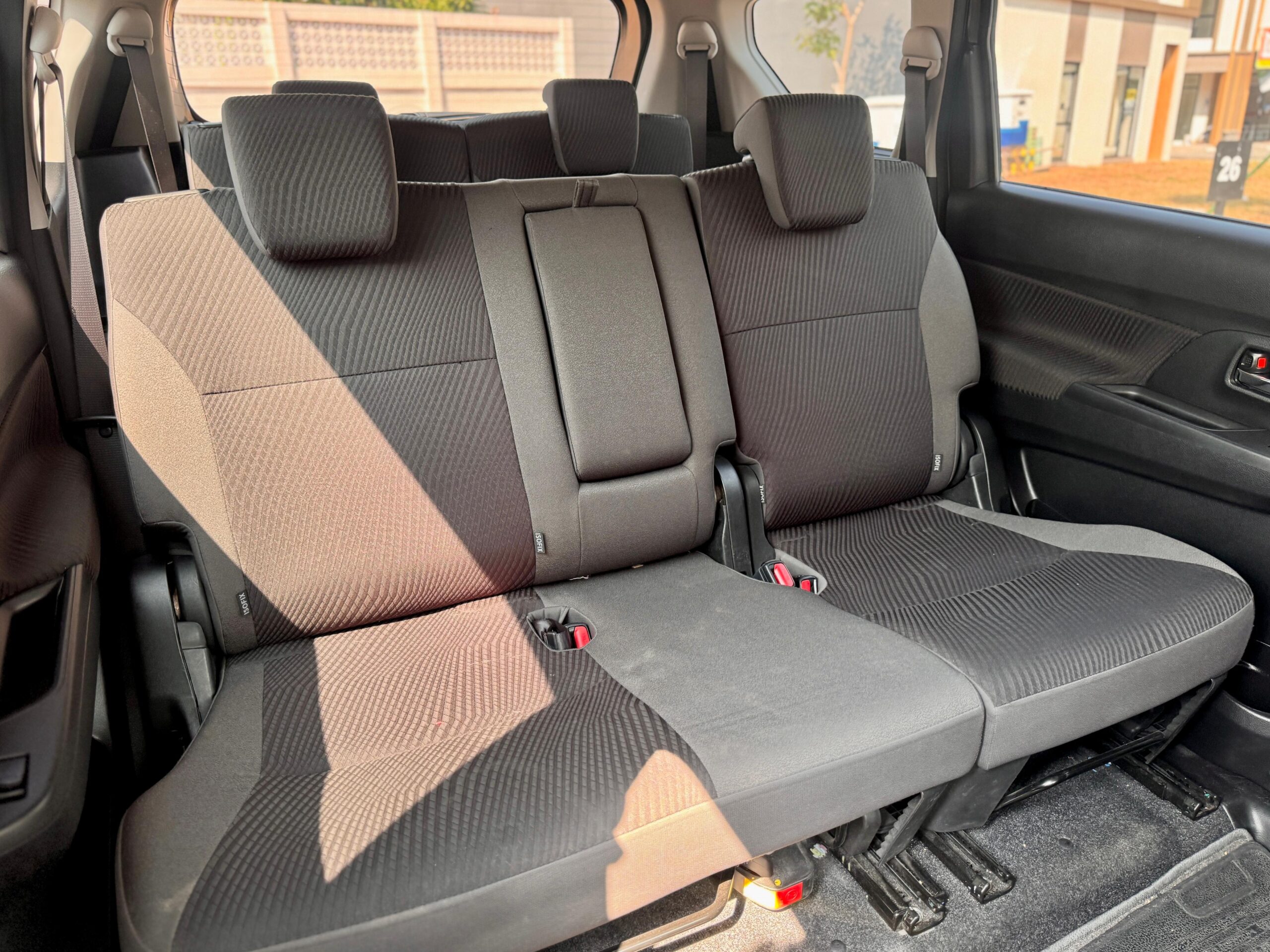 ERTIGA GX HYBRID AT ABU 2022 - Gambar 14