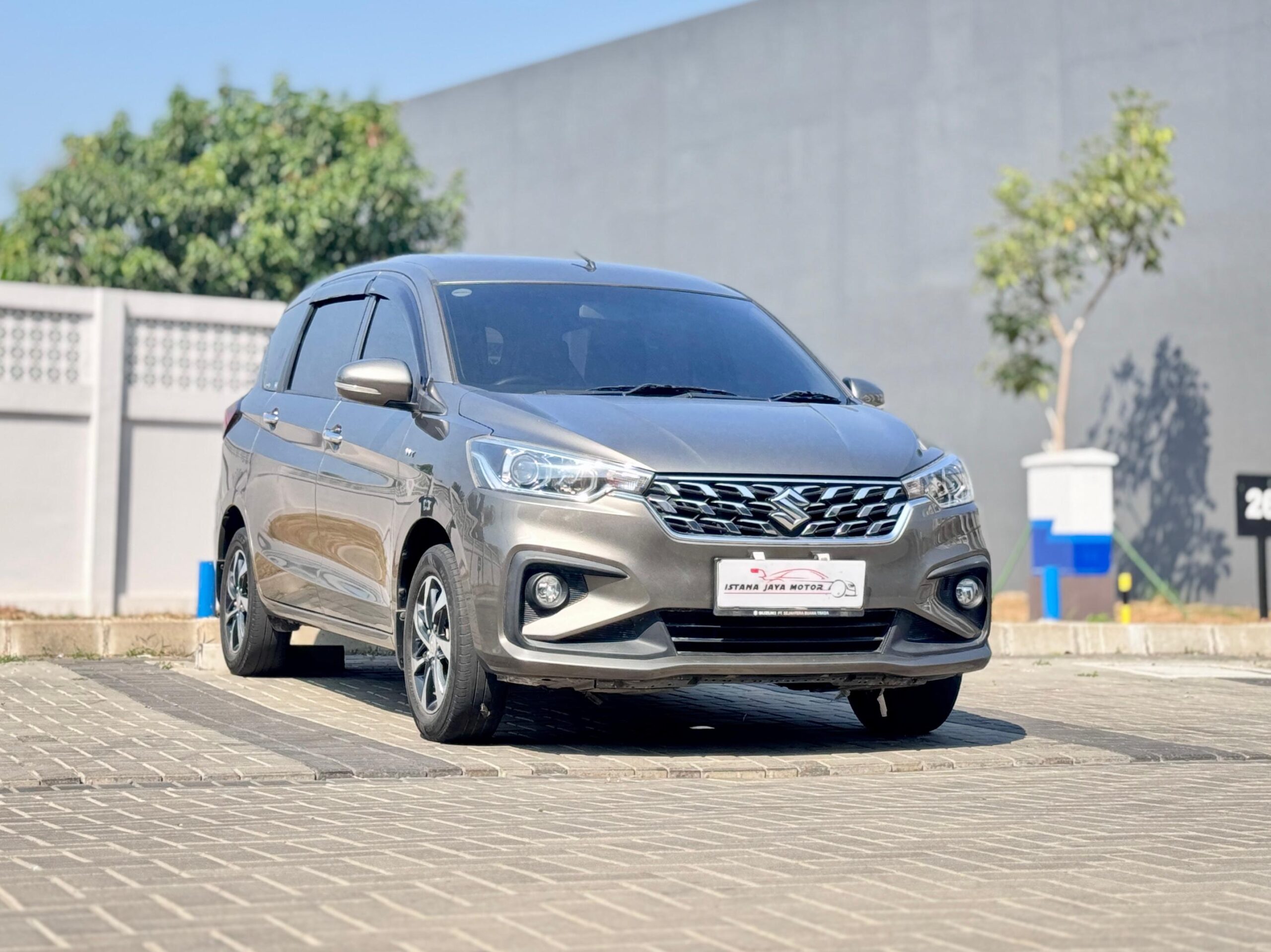 ERTIGA GX HYBRID AT ABU 2022 - Gambar 4