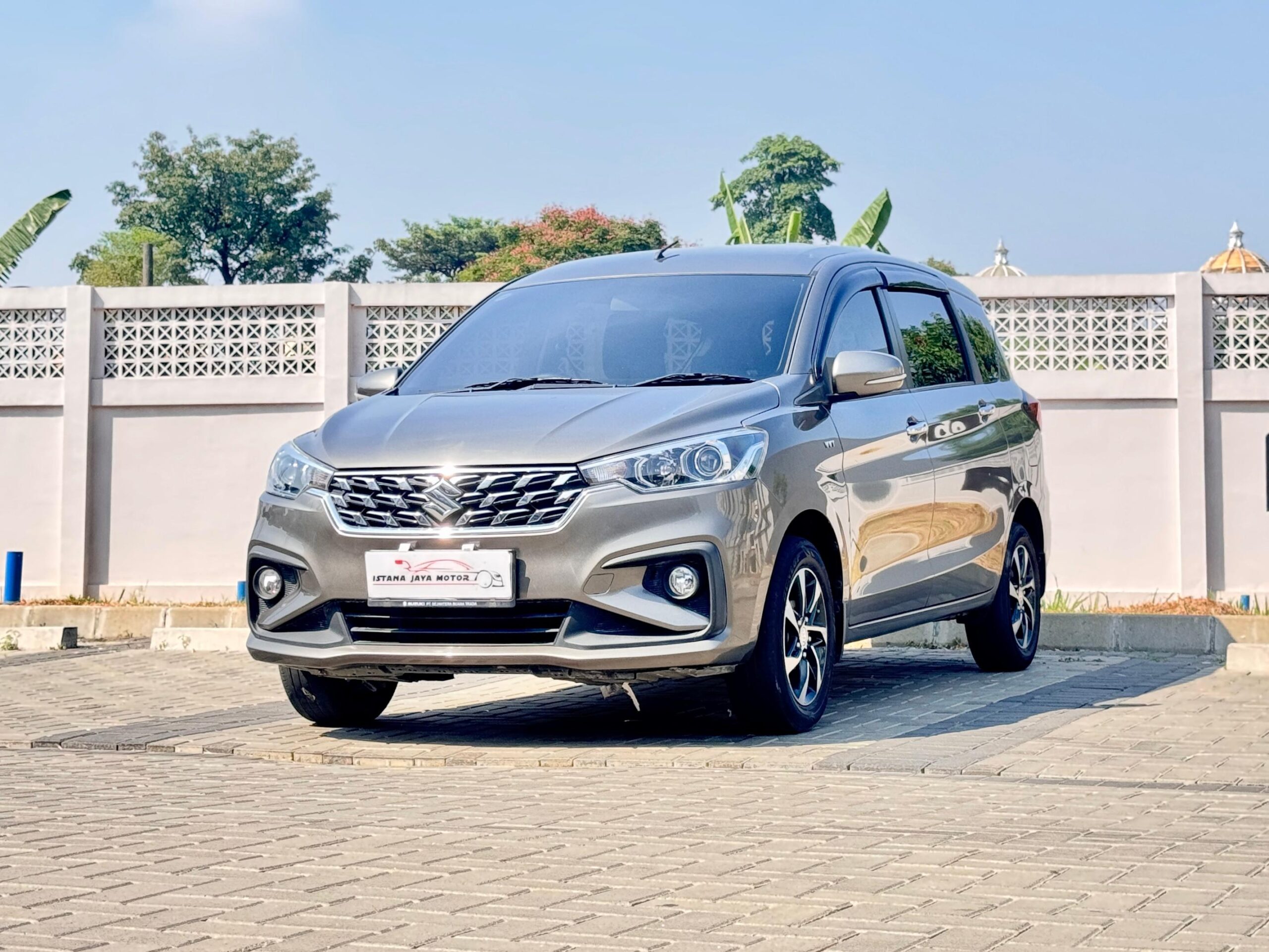 ERTIGA GX HYBRID AT ABU 2022 - Gambar 3