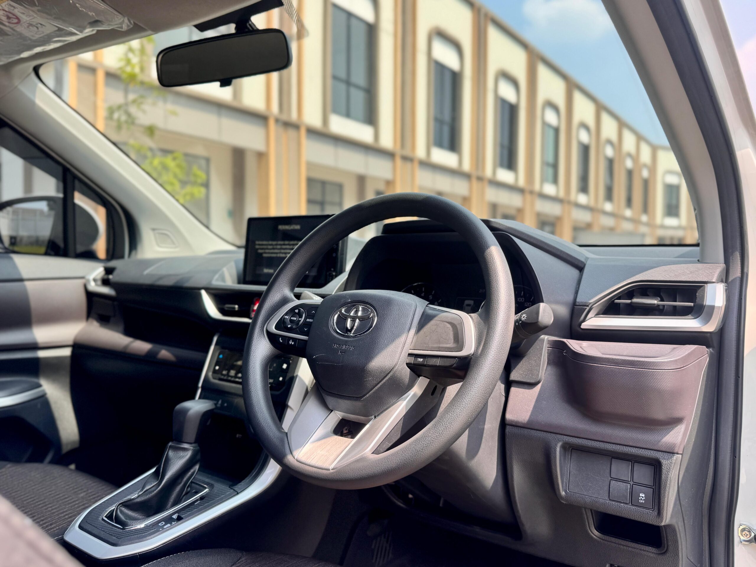 AVANZA 1.5 G CVT PUTIH 2024 - Gambar 11