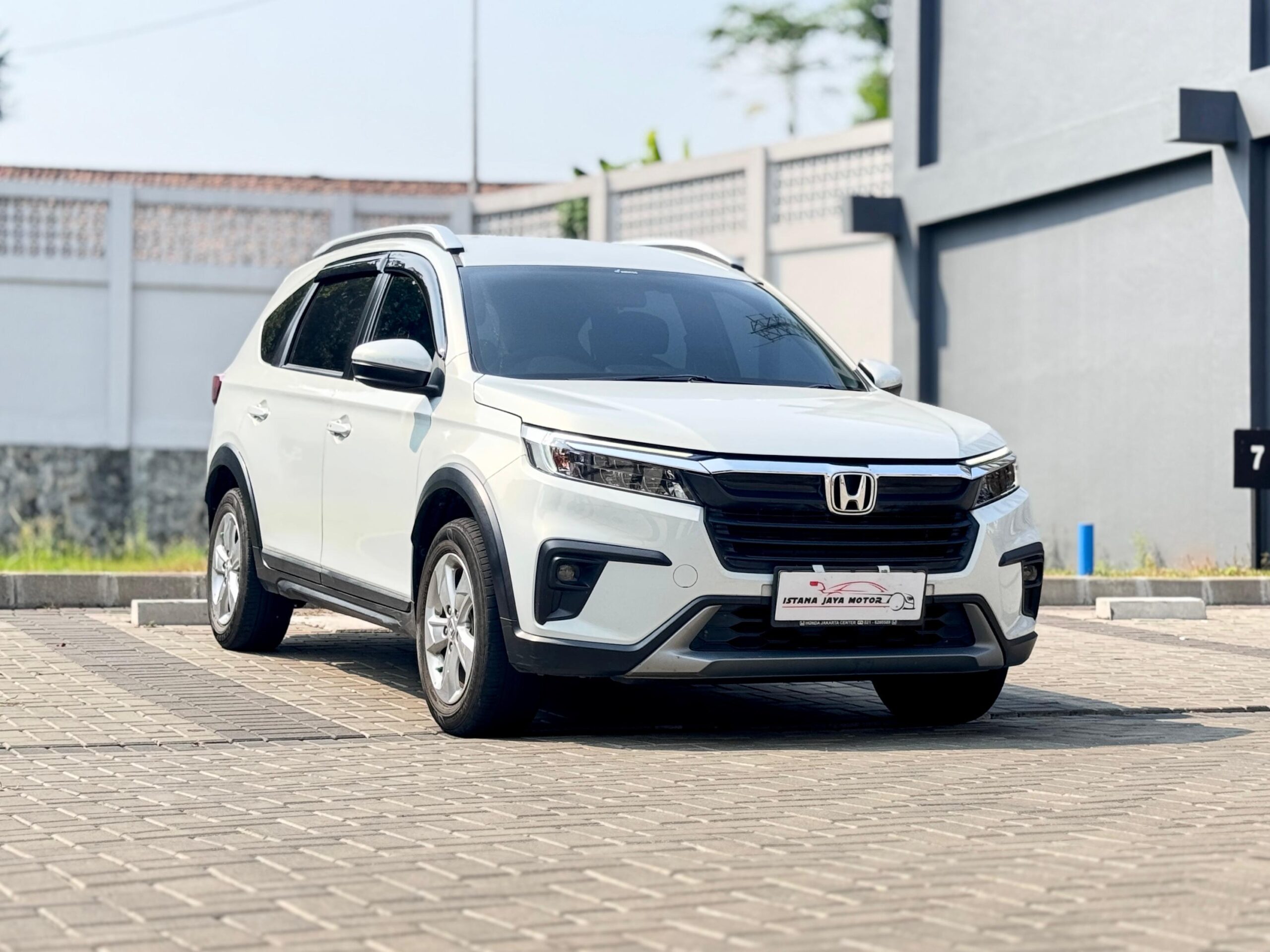 BRV E AT PUTIH 2023 - Gambar 4