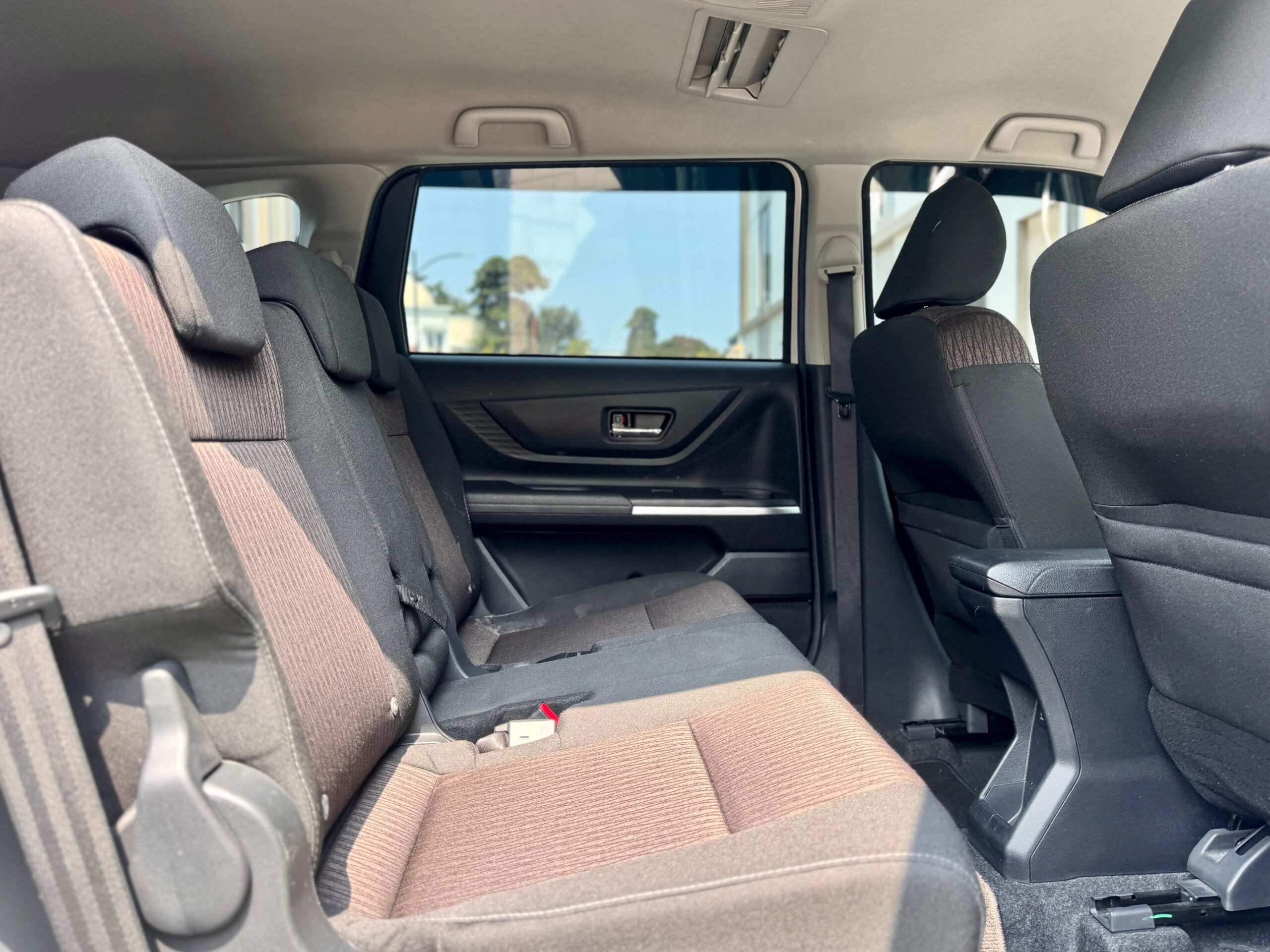 AVANZA 1.5 G CVT PUTIH 2024 - Gambar 14