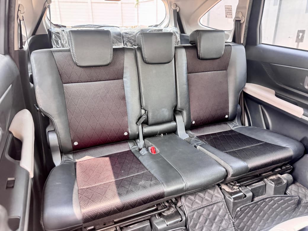 VELOZ Q CVT PUTIH 2024 - Gambar 15