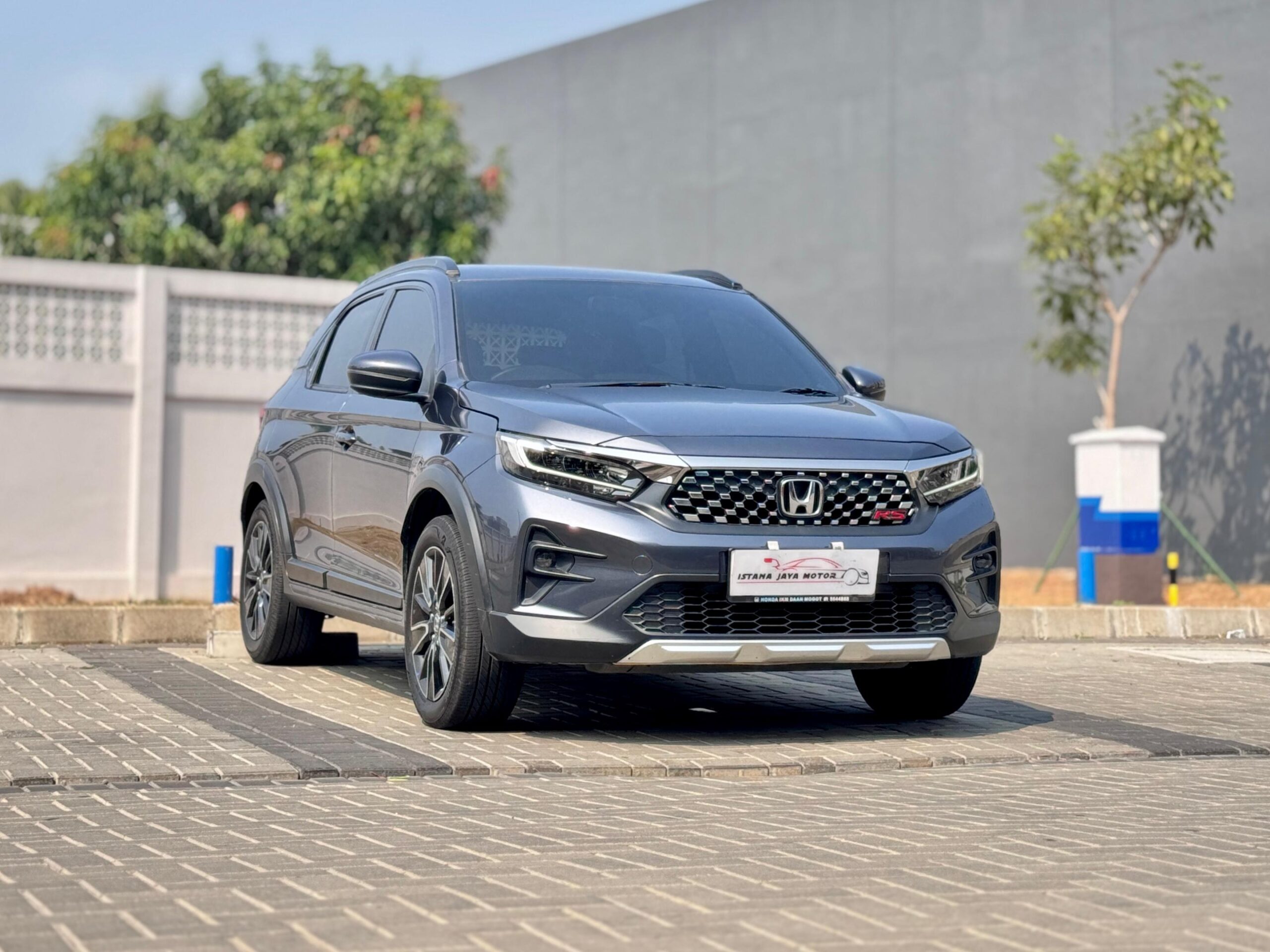 WRV RS CVT ABU 2023 - Gambar 4