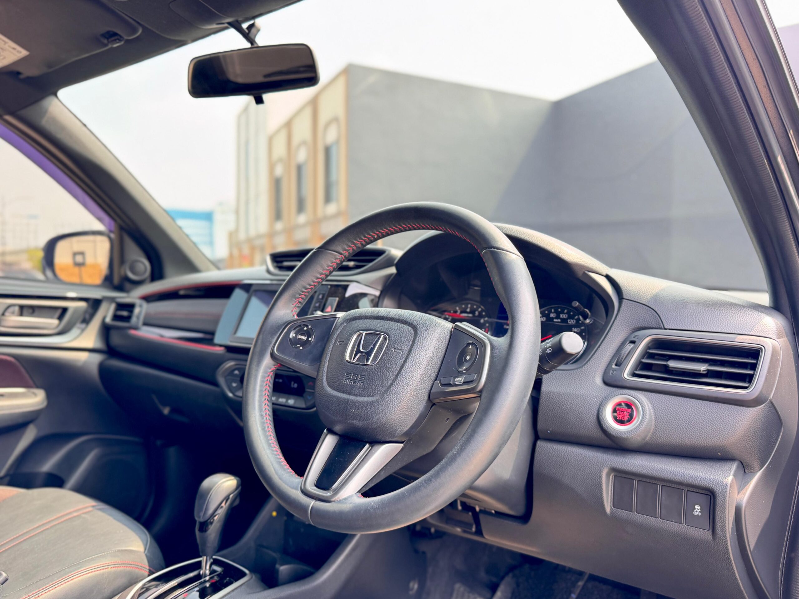 WRV RS CVT ABU 2023 - Gambar 11