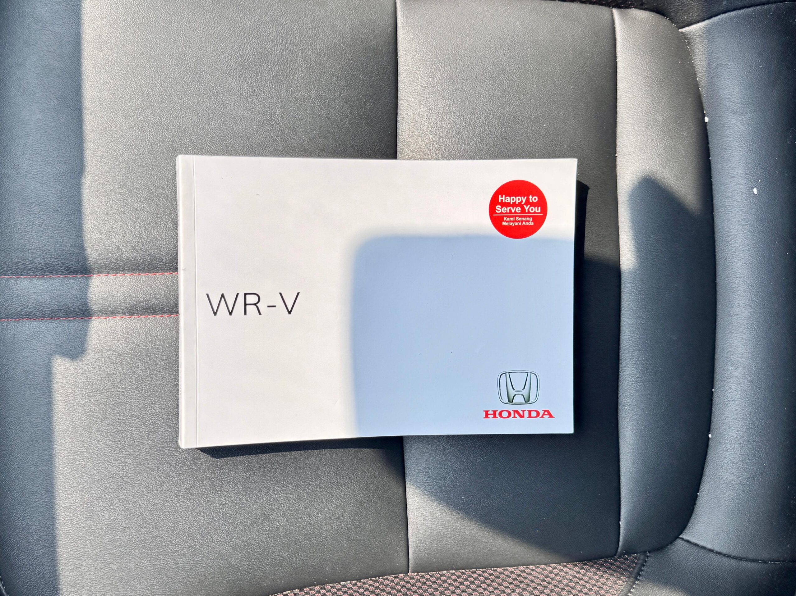 WRV RS SENSING CVT HITAM 2023 - Gambar 16