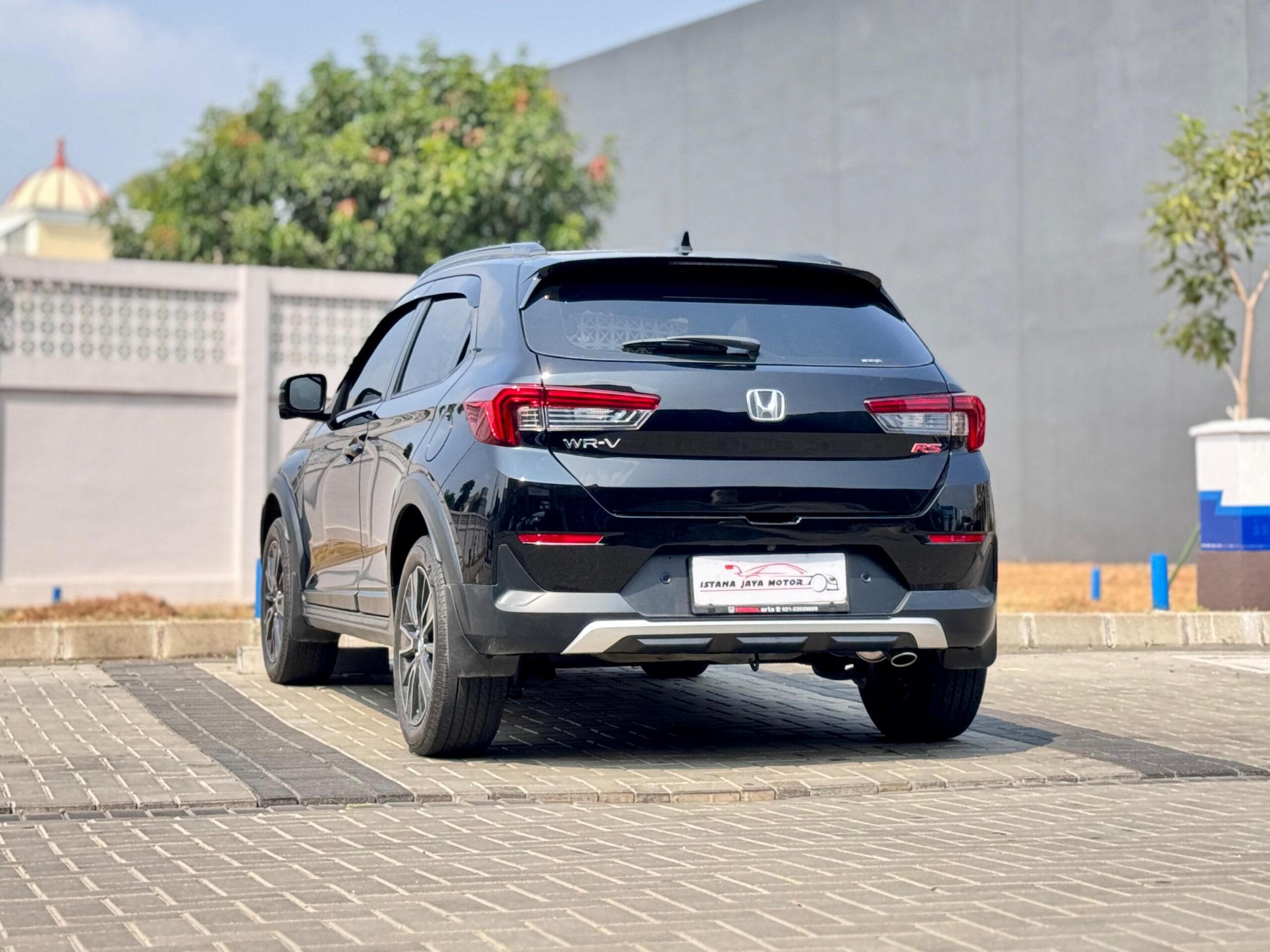 WRV RS SENSING CVT HITAM 2023 - Gambar 5