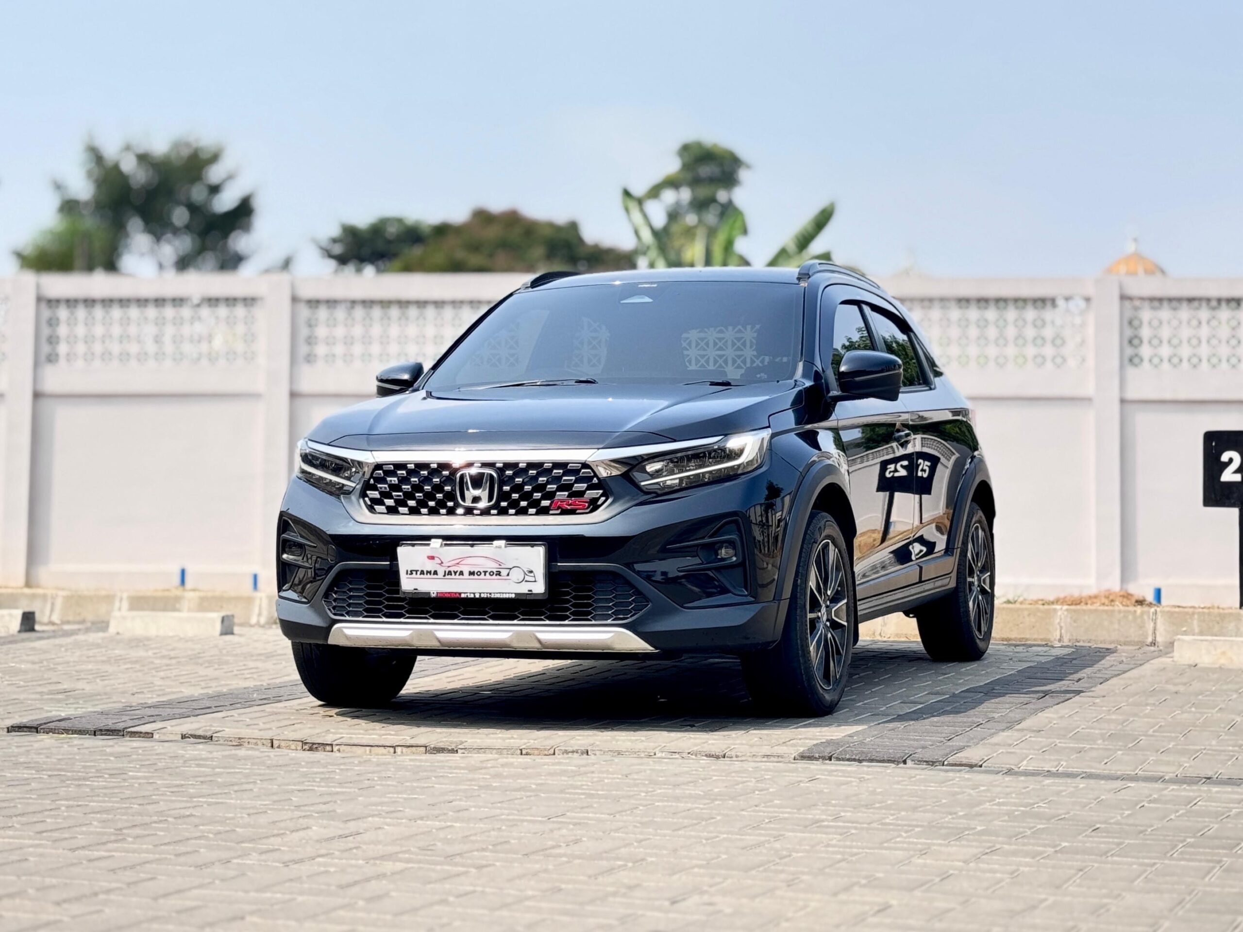 WRV RS SENSING CVT HITAM 2023 - Gambar 3