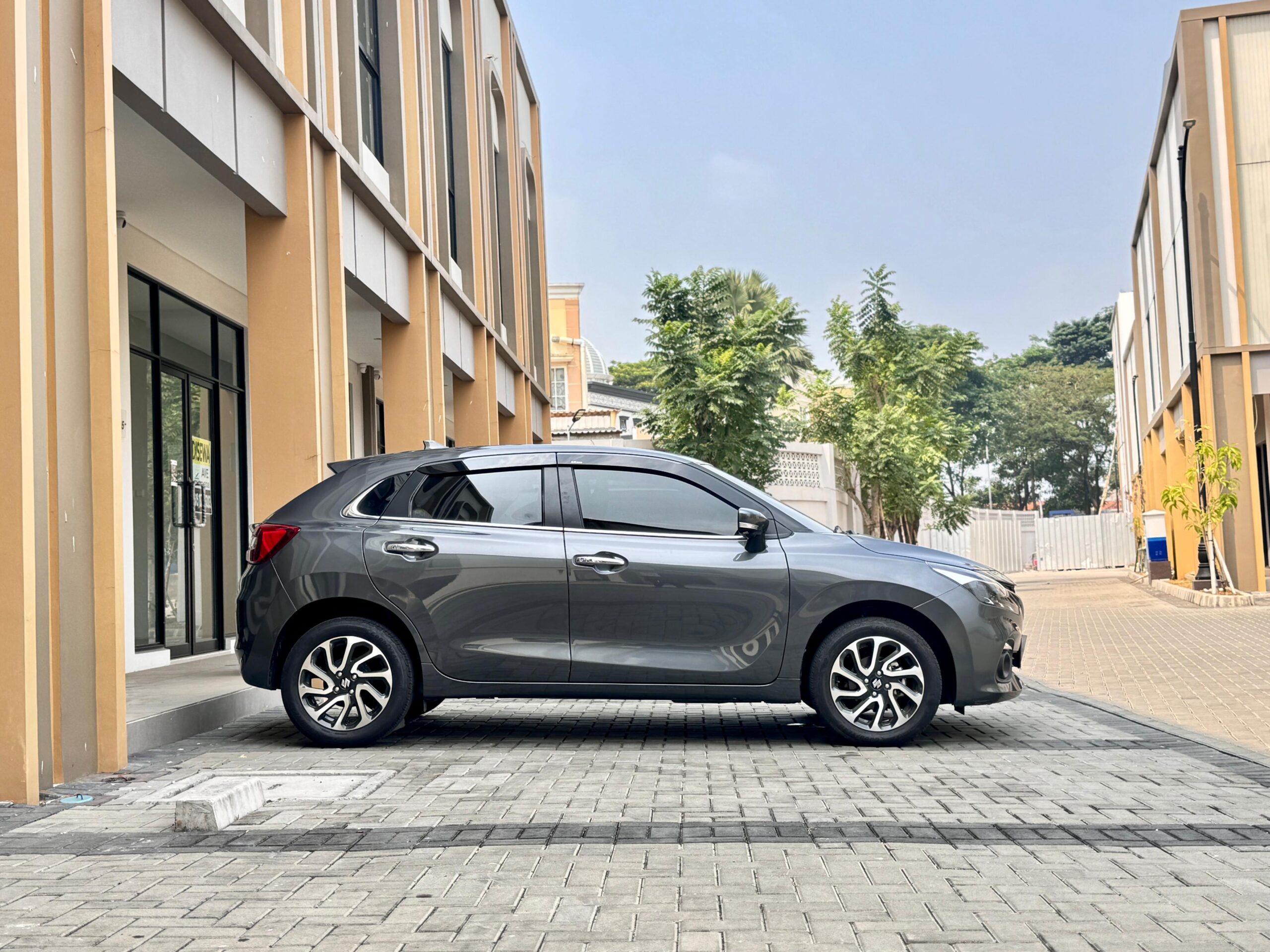 BALENO HB AT ABU 2024 - Gambar 8