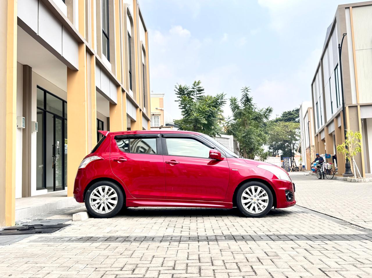 SWIFT GX AT MERAH 2016 - Gambar 8
