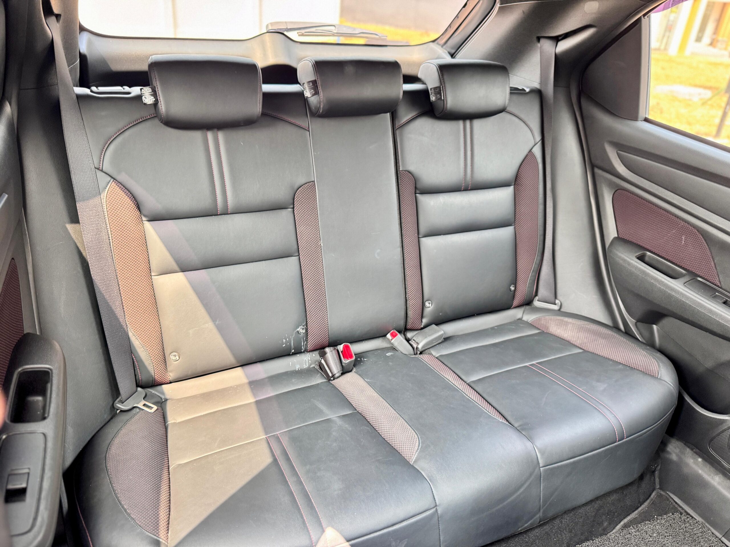 WRV RS CVT ABU 2023 - Gambar 15