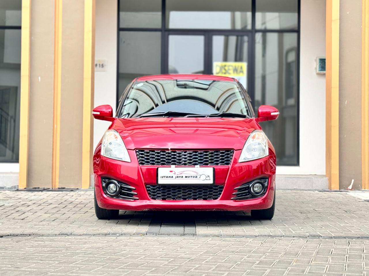 SWIFT GX AT MERAH 2016