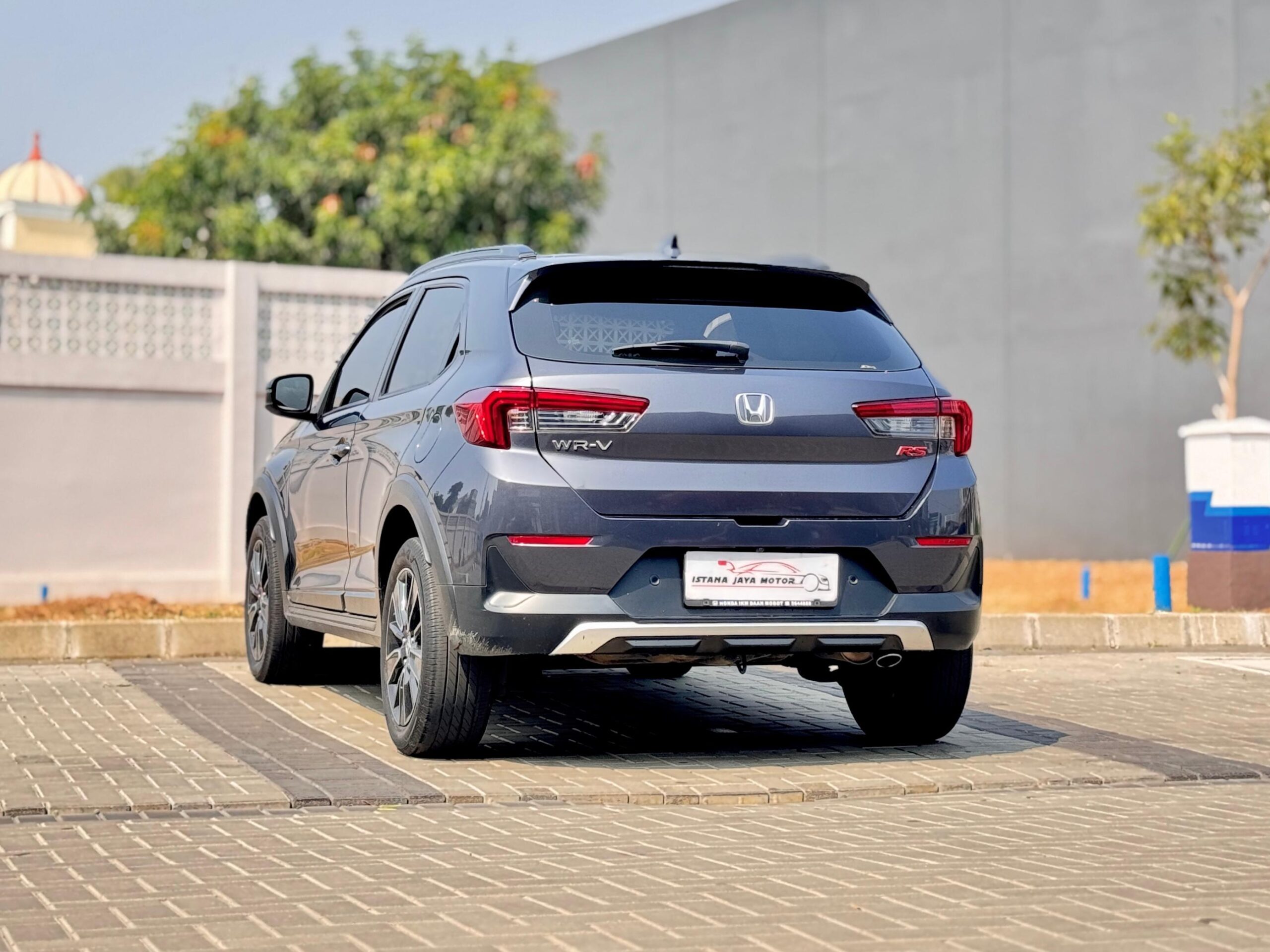 WRV RS CVT ABU 2023 - Gambar 5