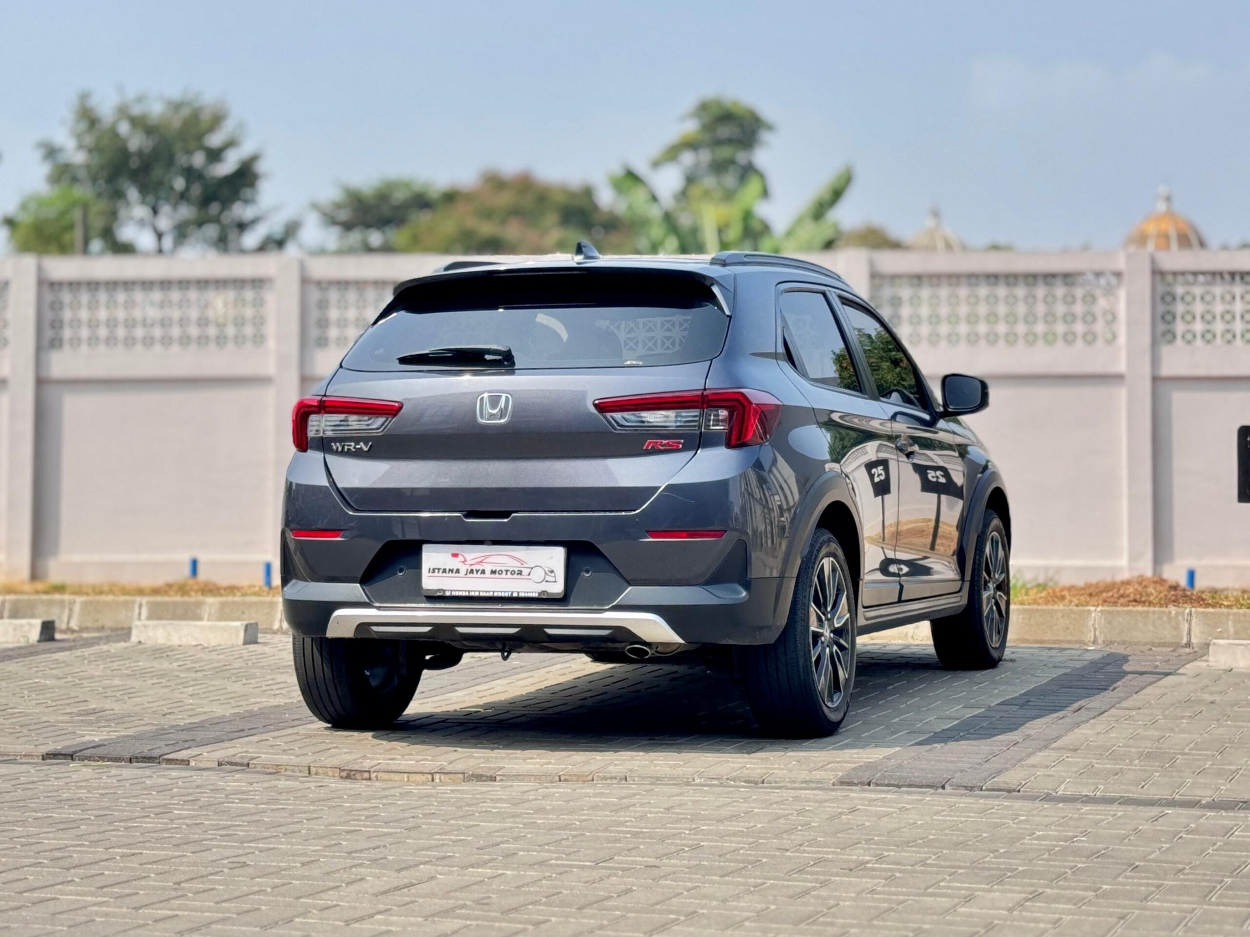 WRV RS CVT ABU 2023 - Gambar 6