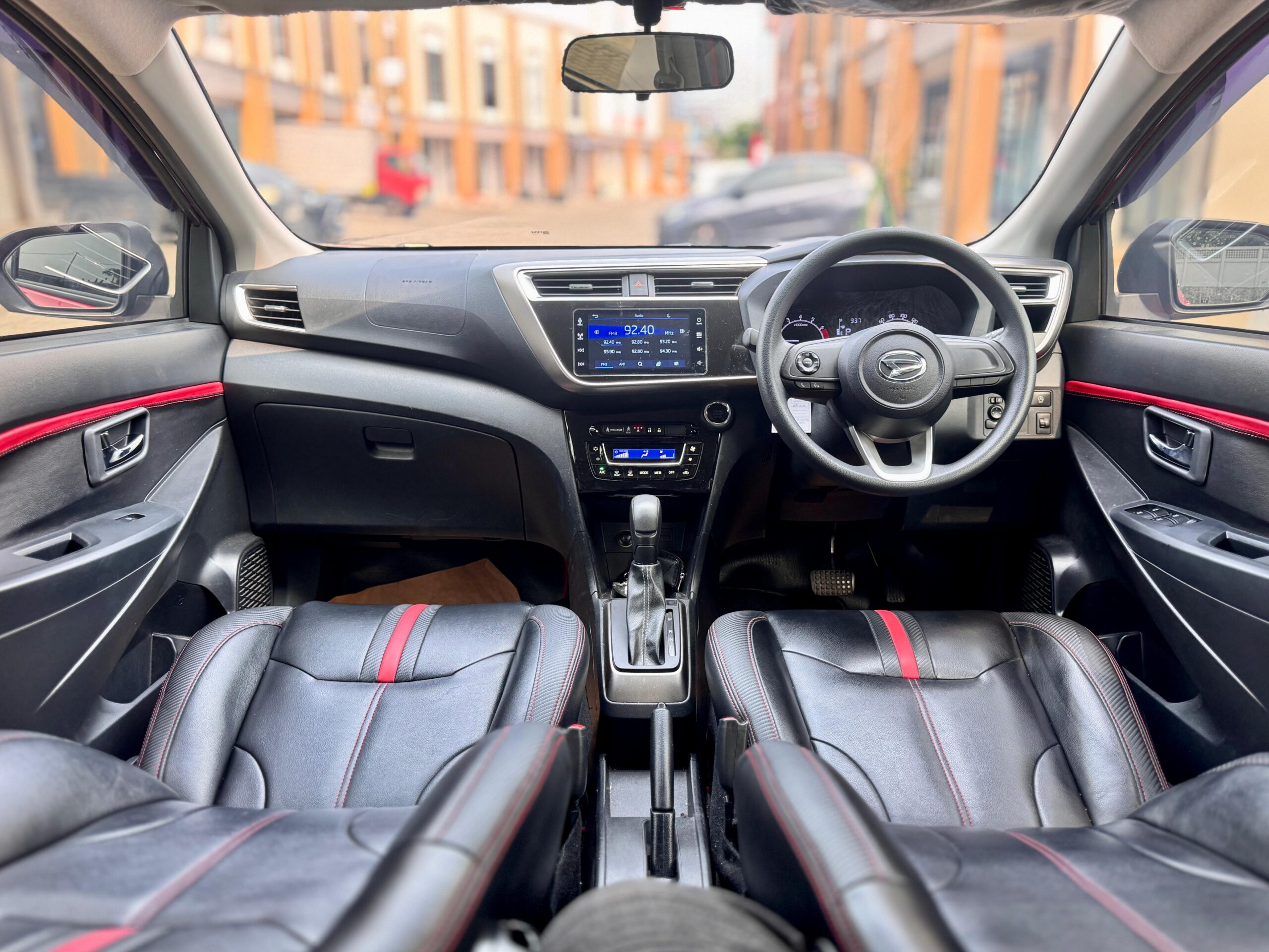 SIRION 1.3 X CVT MERAH 2022 - Gambar 10