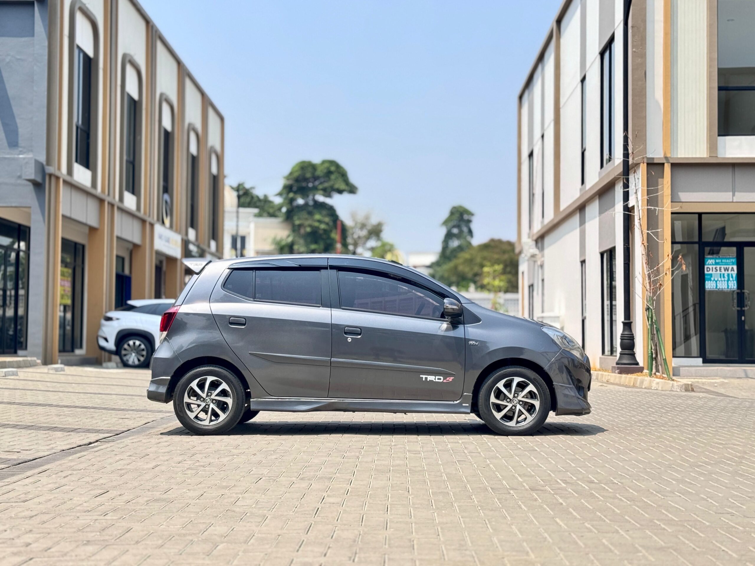 AGYA 1.2 S TRD AT ABU 2019 - Gambar 6