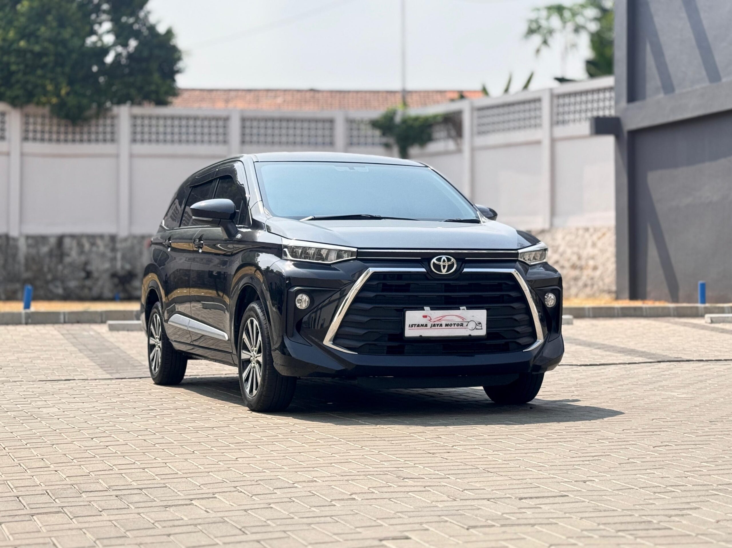 AVANZA G AT HITAM 2025 - Gambar 3