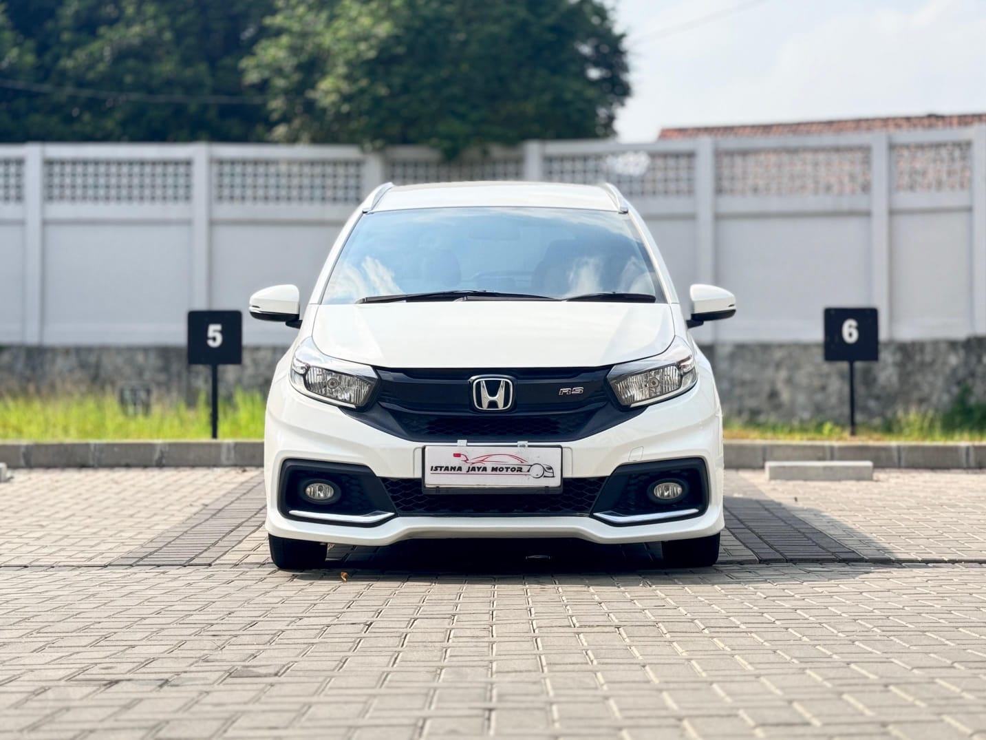 MOBILIO RS AT PUTIH 2018