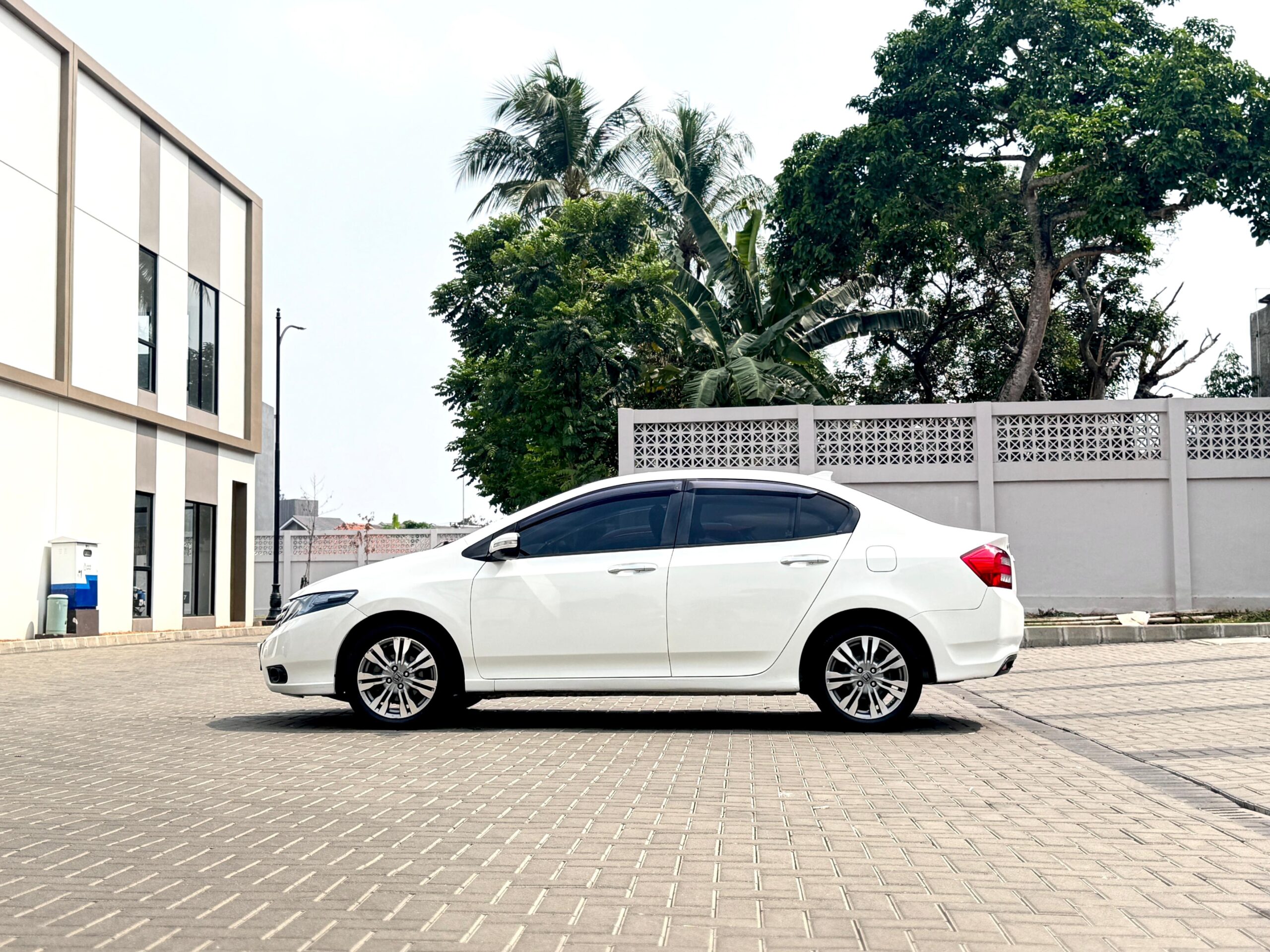 CITY E AT PUTIH 2012 - Gambar 5