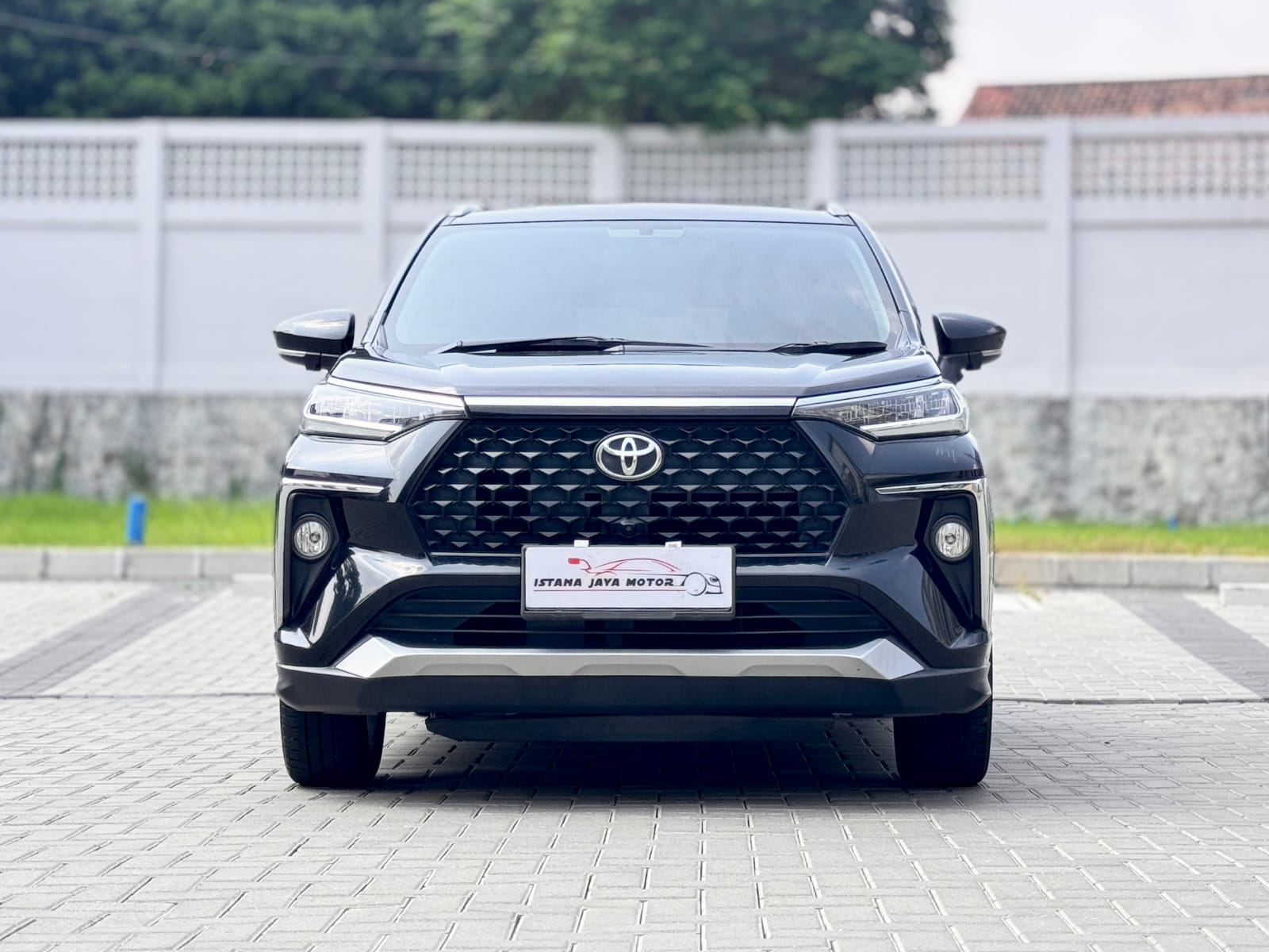 AVANZA VELOZ 1.5 Q CVT HITAM 2012