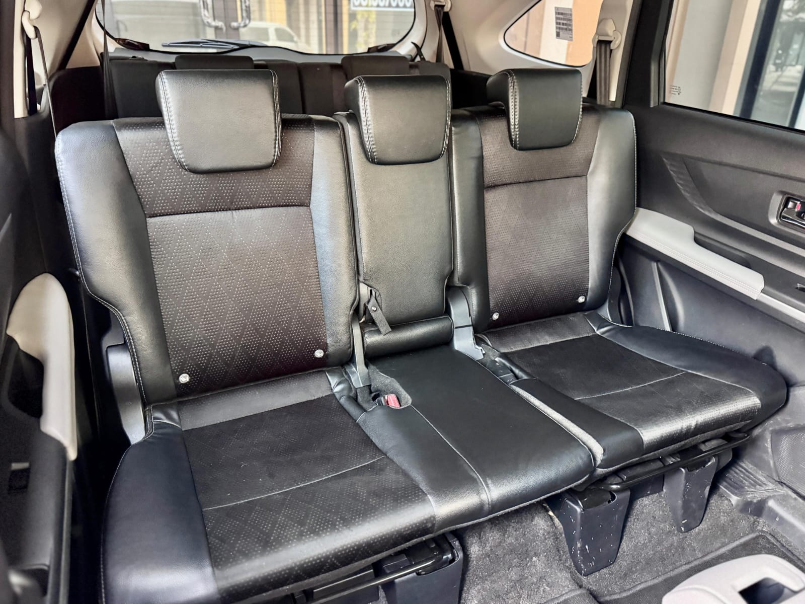 AVANZA VELOZ 1.5 Q CVT PUTIH 2024 - Gambar 11