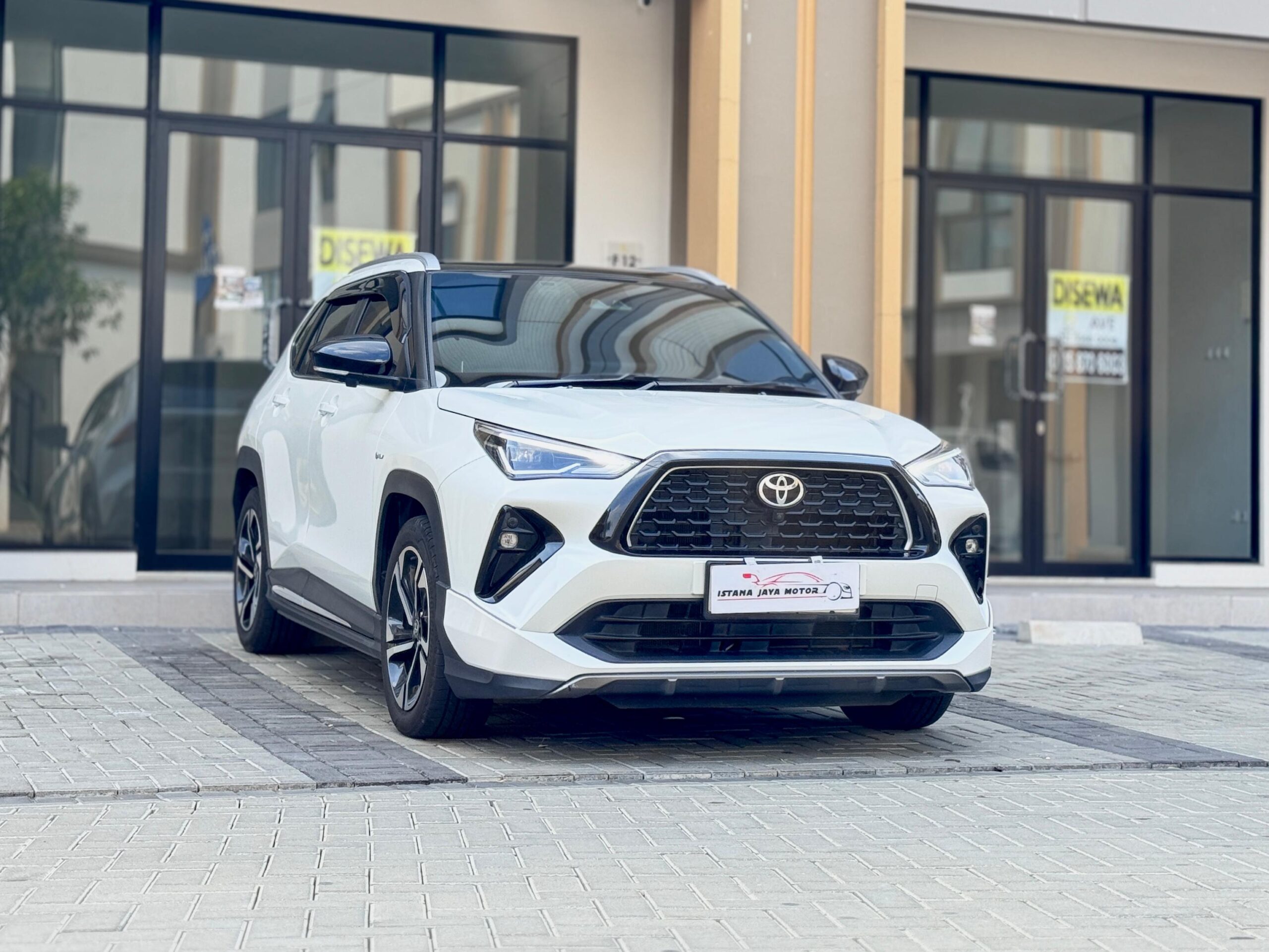 YARIS CROSS S GR HV TSS PUTIH 2025 - Gambar 3