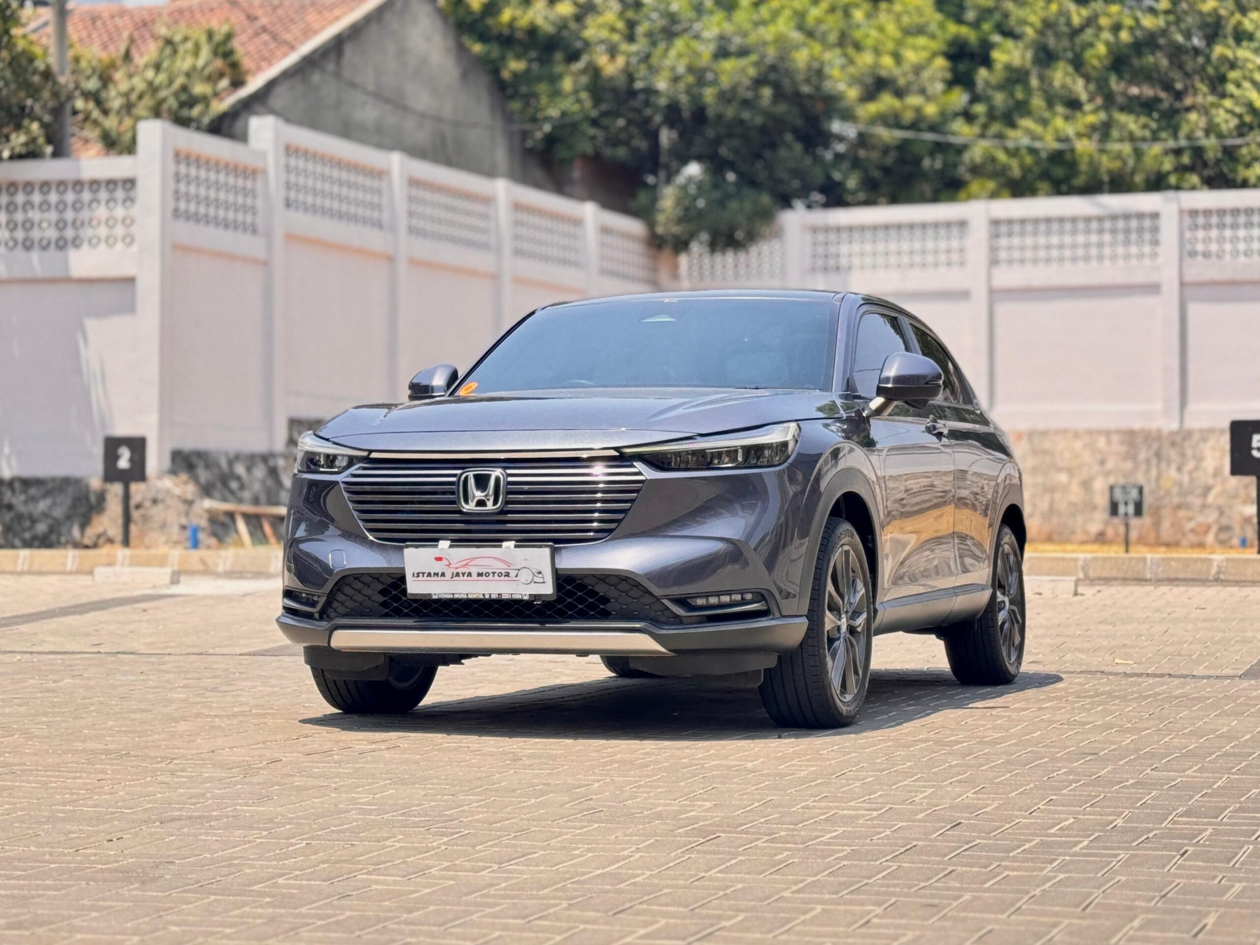 HRV SE CVT ABU 2023 - Gambar 4