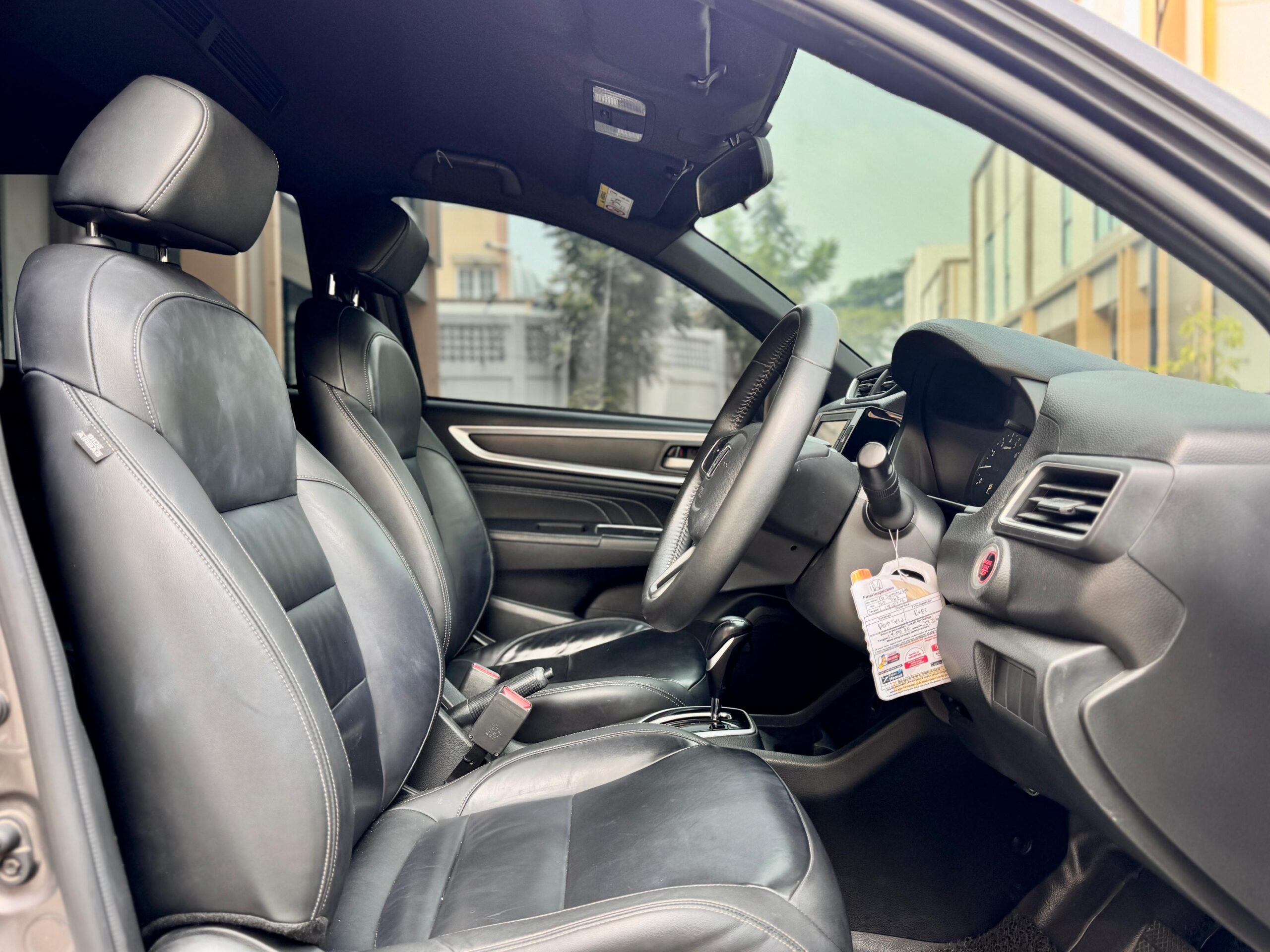BRV E PRESTIGE CVT ABU 2022 - Gambar 12