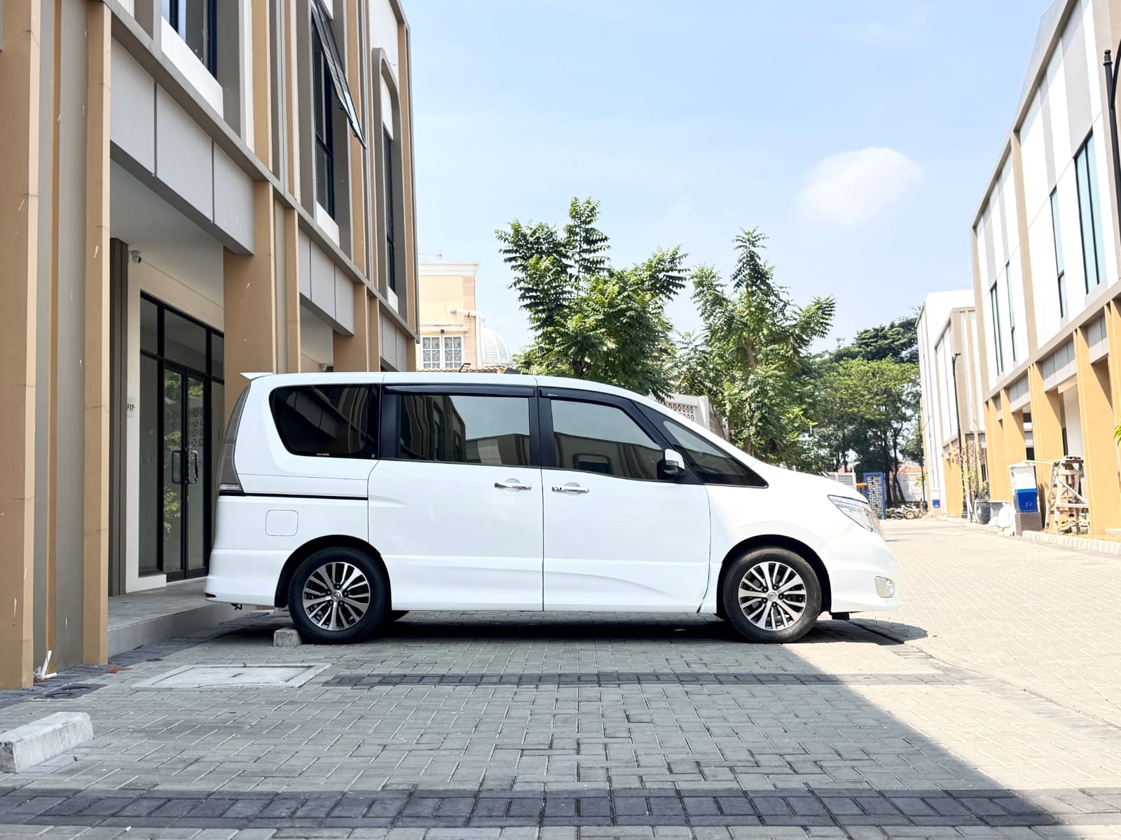 SERENA HWS AT PUTIH 2017 - Gambar 8