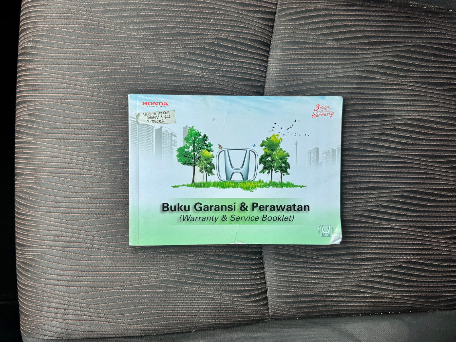 MOBILIO RS AT PUTIH 2018 - Gambar 15