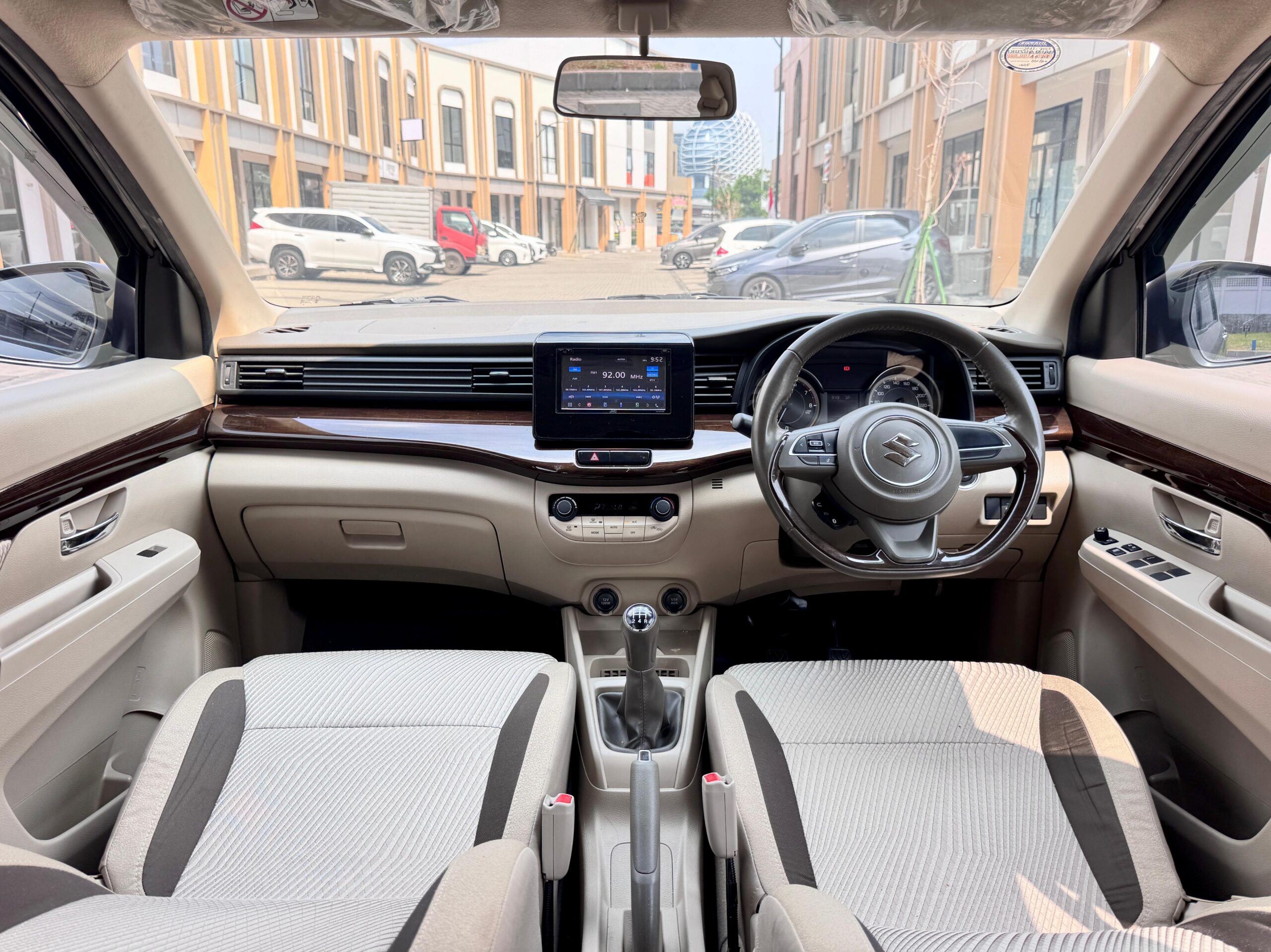 ERTIGA GX MT ABU 2019 - Gambar 11