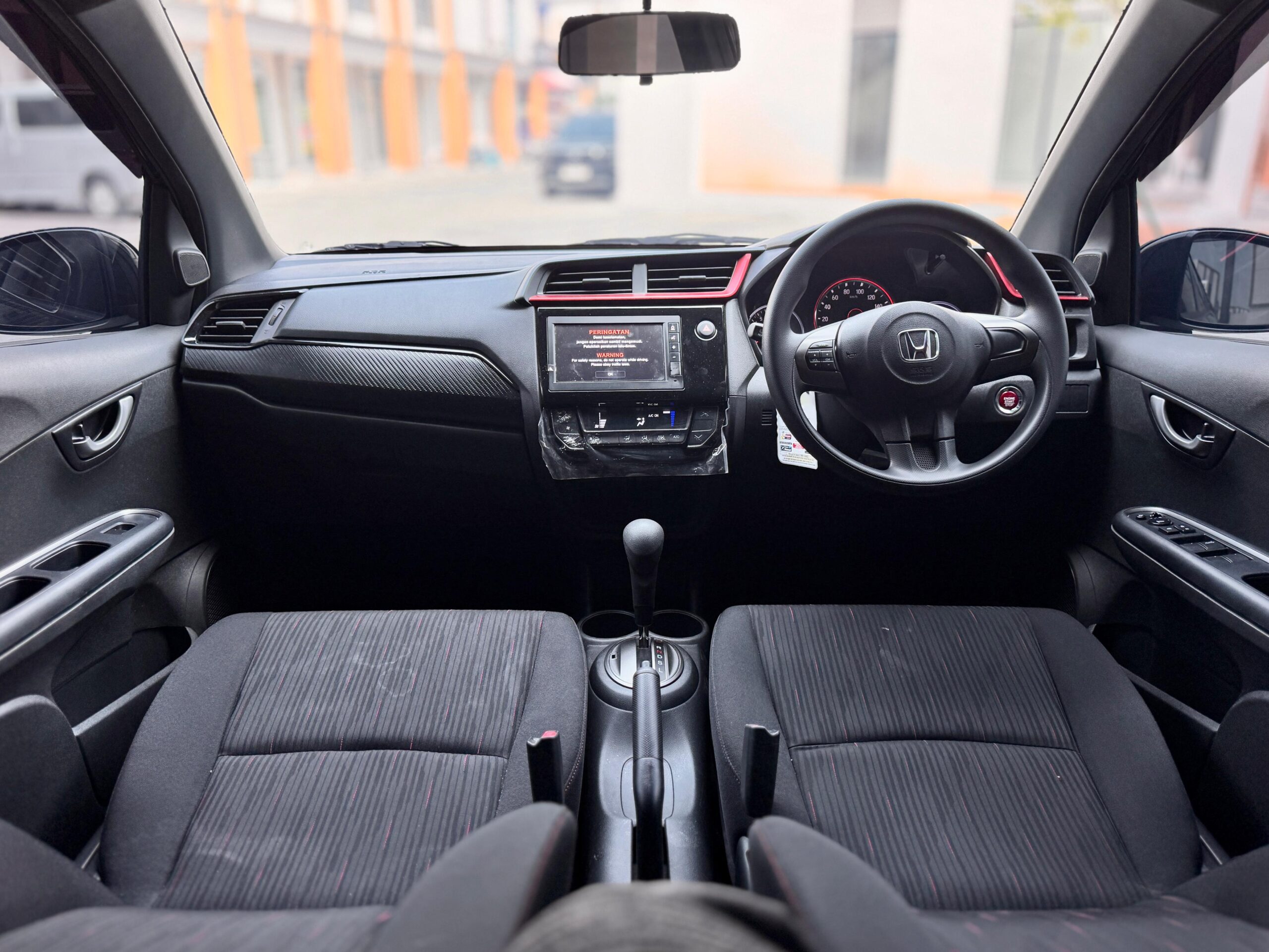 BRIO RS AT HITAM 2025 - Gambar 10