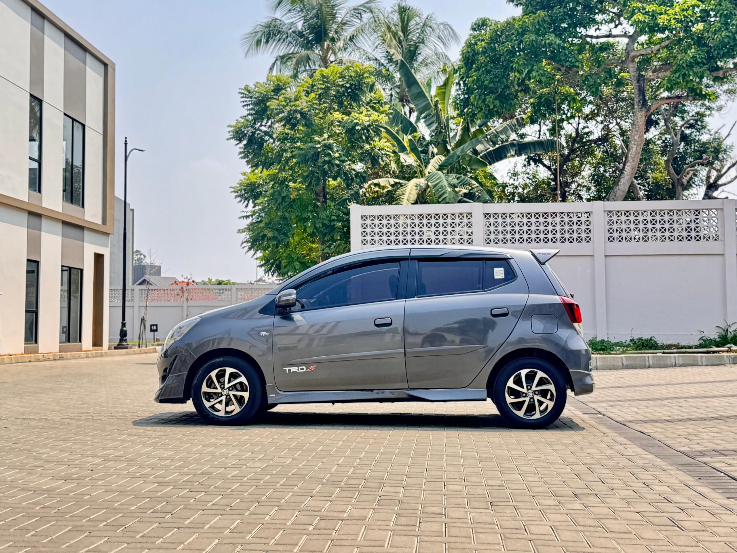 AGYA 1.2 S TRD AT ABU 2019 - Gambar 5