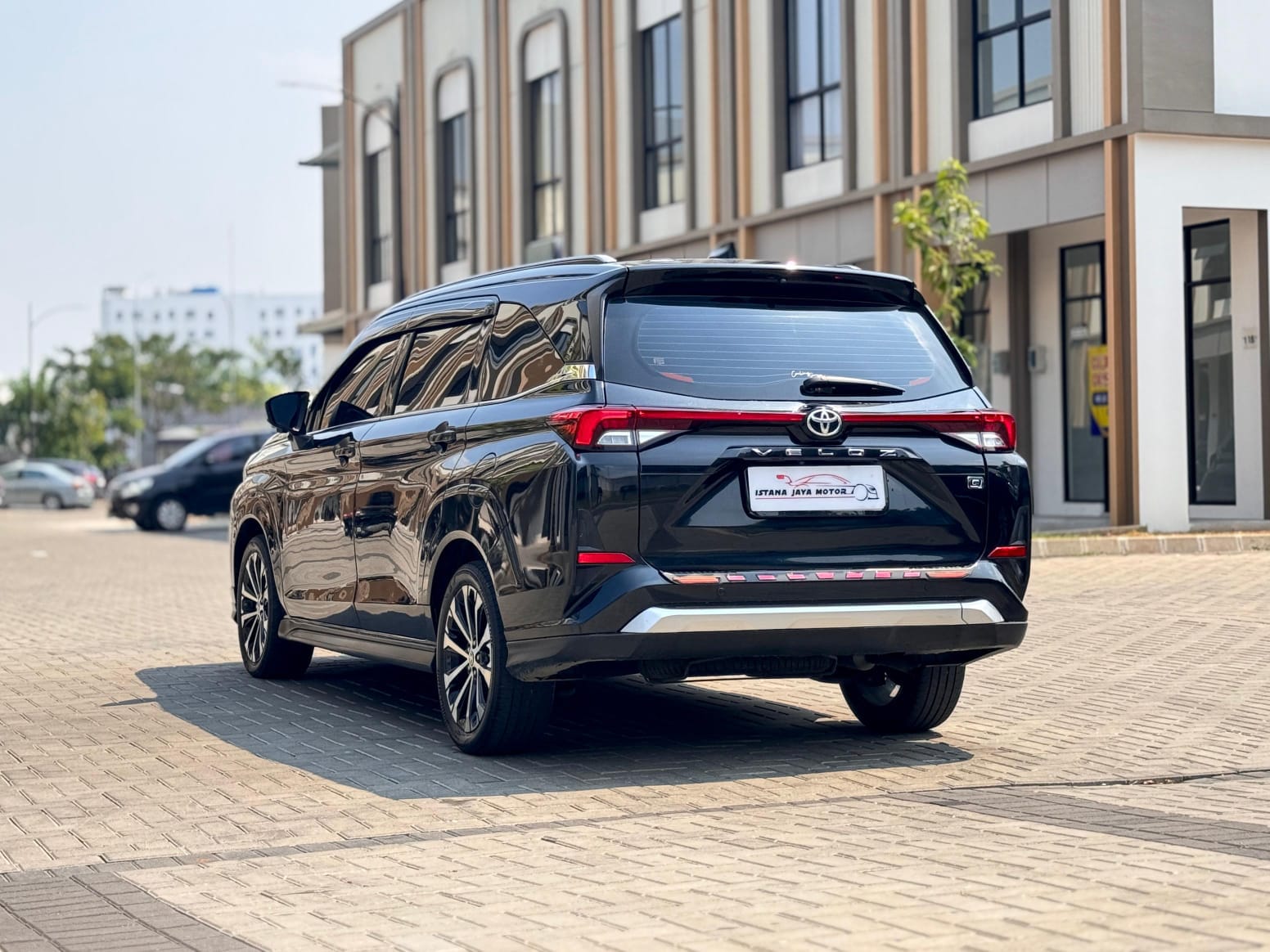 AVANZA VELOZ 1.5 Q CVT HITAM 2023 - Gambar 5