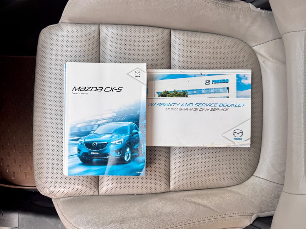 MAZDA CX5 2.5 GT AT SILVER 2013 - Gambar 18