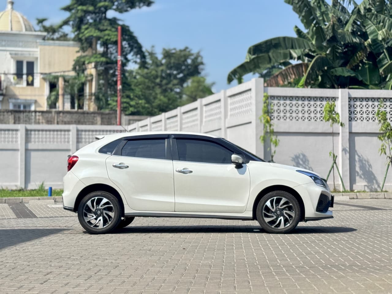 BALENO HB AT PUTIH 2021 - Gambar 8