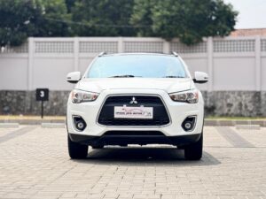 OUTLANDER SPORT PX PANORAMIC PUTIH 2014