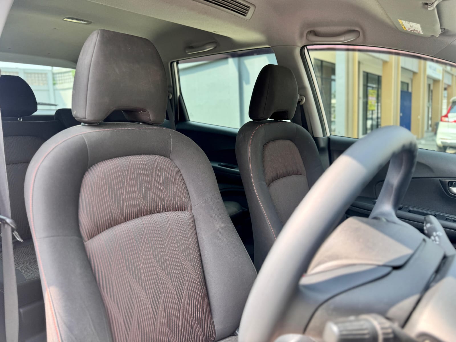 MOBILIO RS AT PUTIH 2018 - Gambar 12