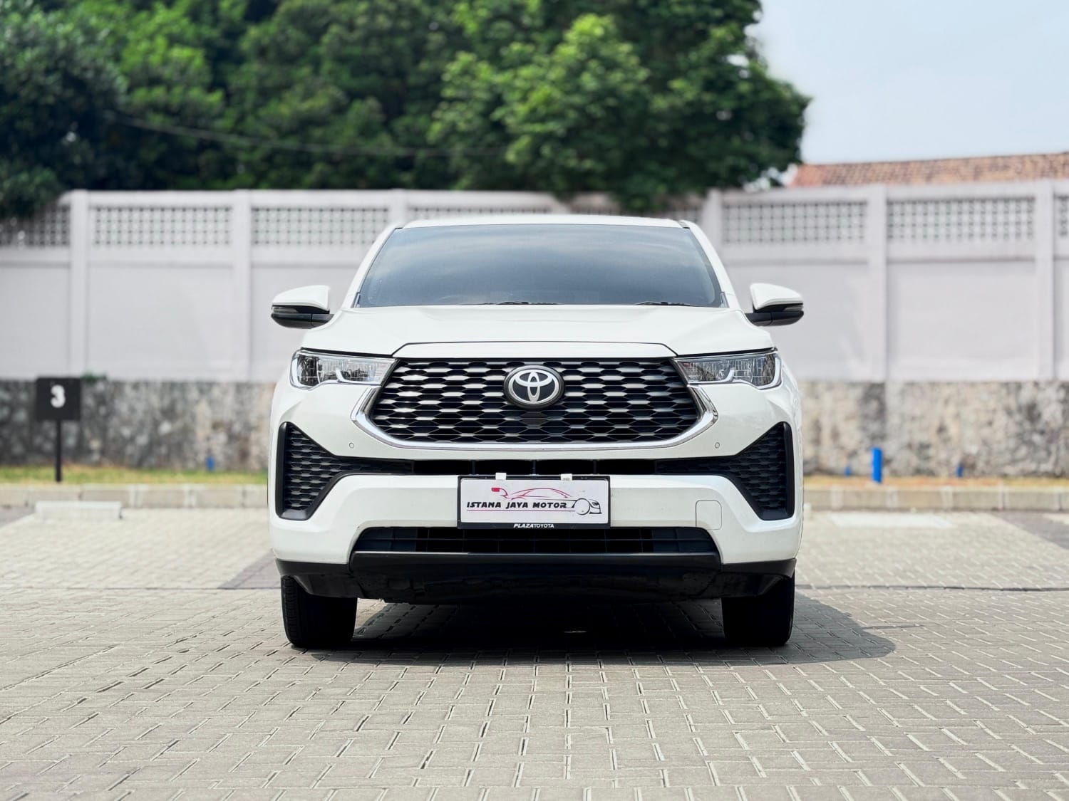 INNOVA ZENIX 2.0 V CVT PUTIH 2024