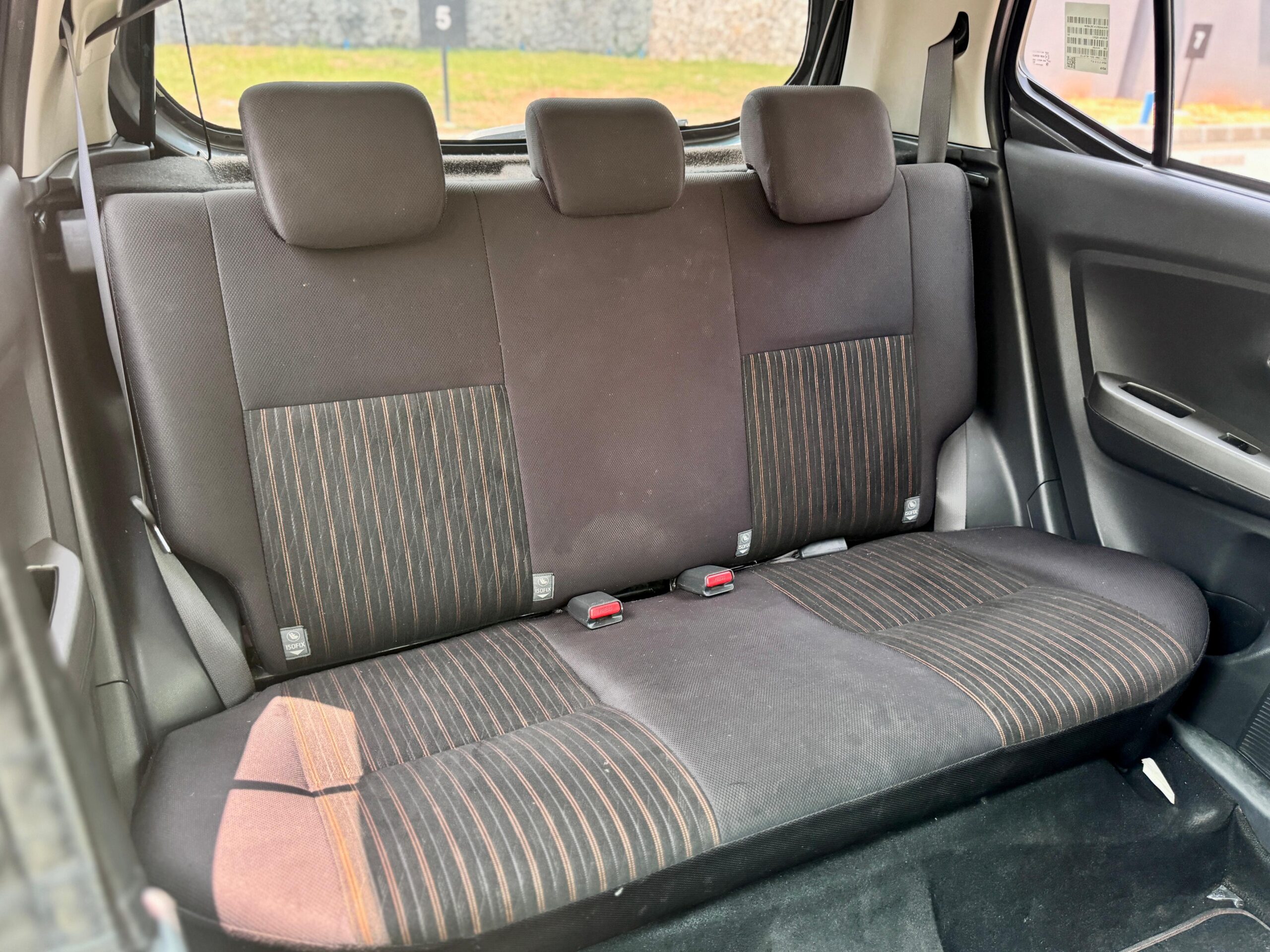 AGYA 1.2 S TRD AT ABU 2019 - Gambar 15