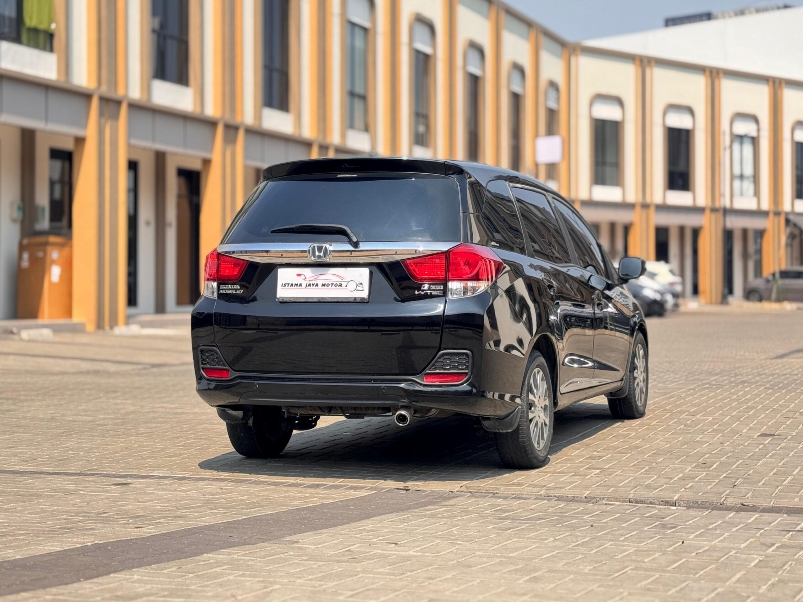 MOBILIO E PRESTIGE AT HITAM 2015 - Gambar 7