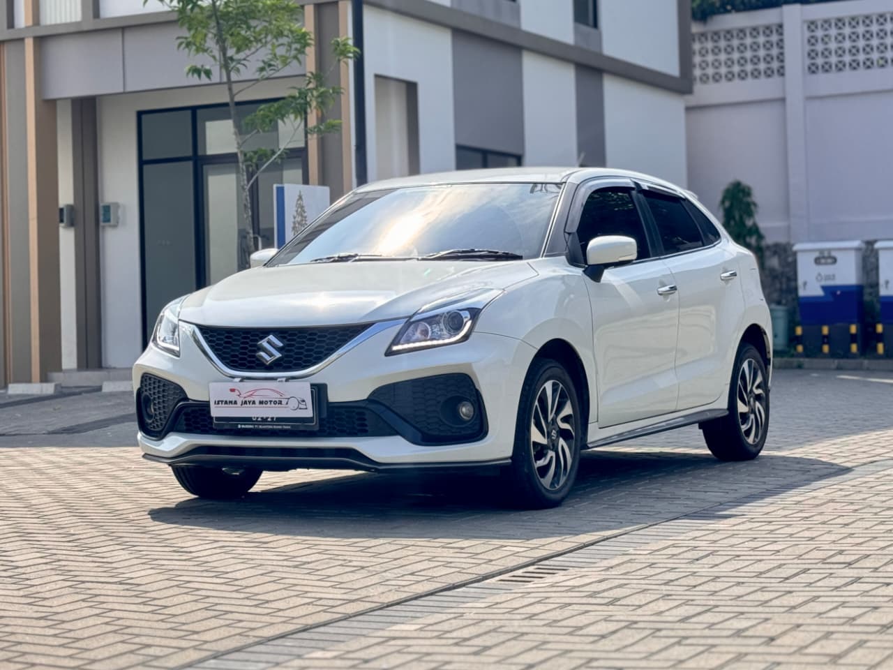 BALENO HB AT PUTIH 2021 - Gambar 3