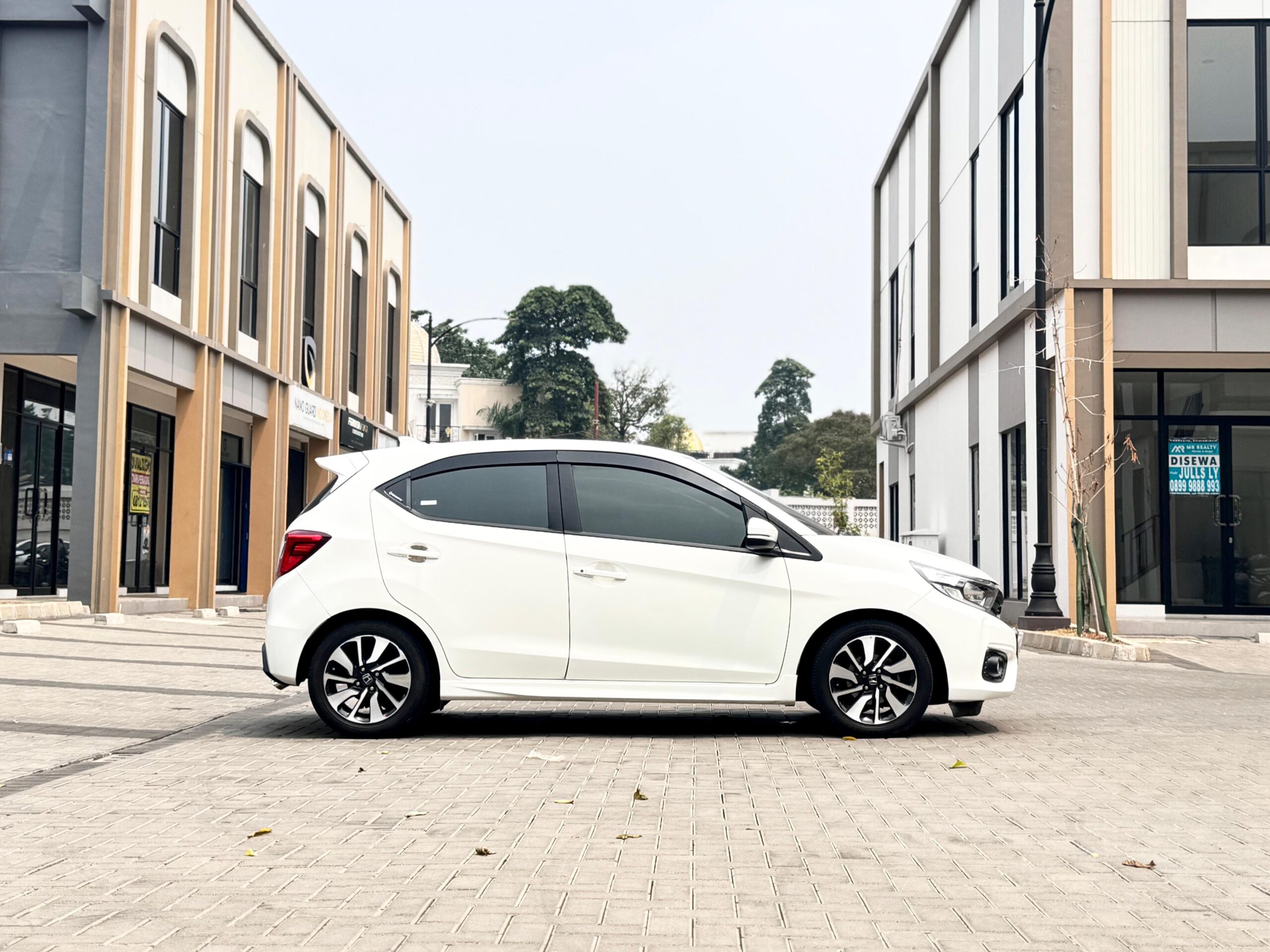 BRIO RS AT PUTIH 2021 - Gambar 6