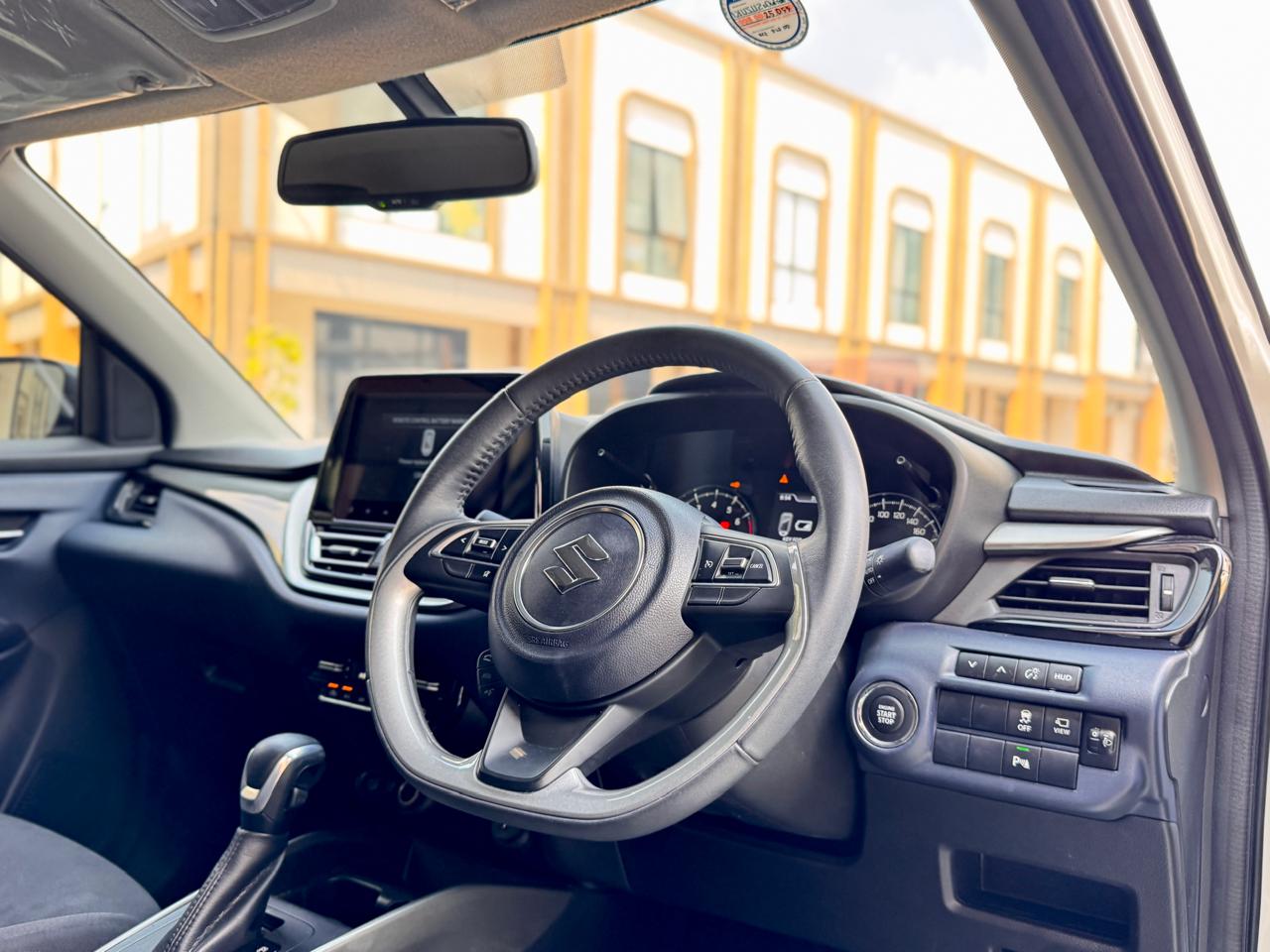 BALENO HB AT PUTIH 2024 - Gambar 12