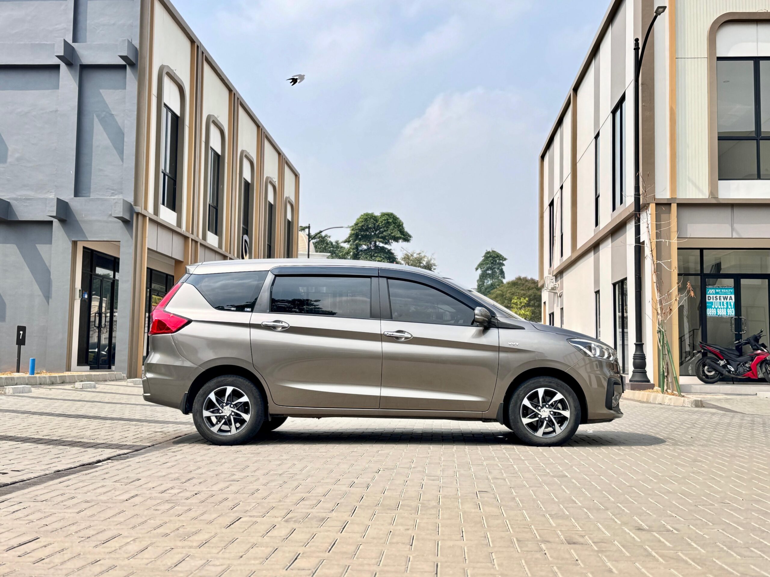 ERTIGA GX MT ABU 2019 - Gambar 6